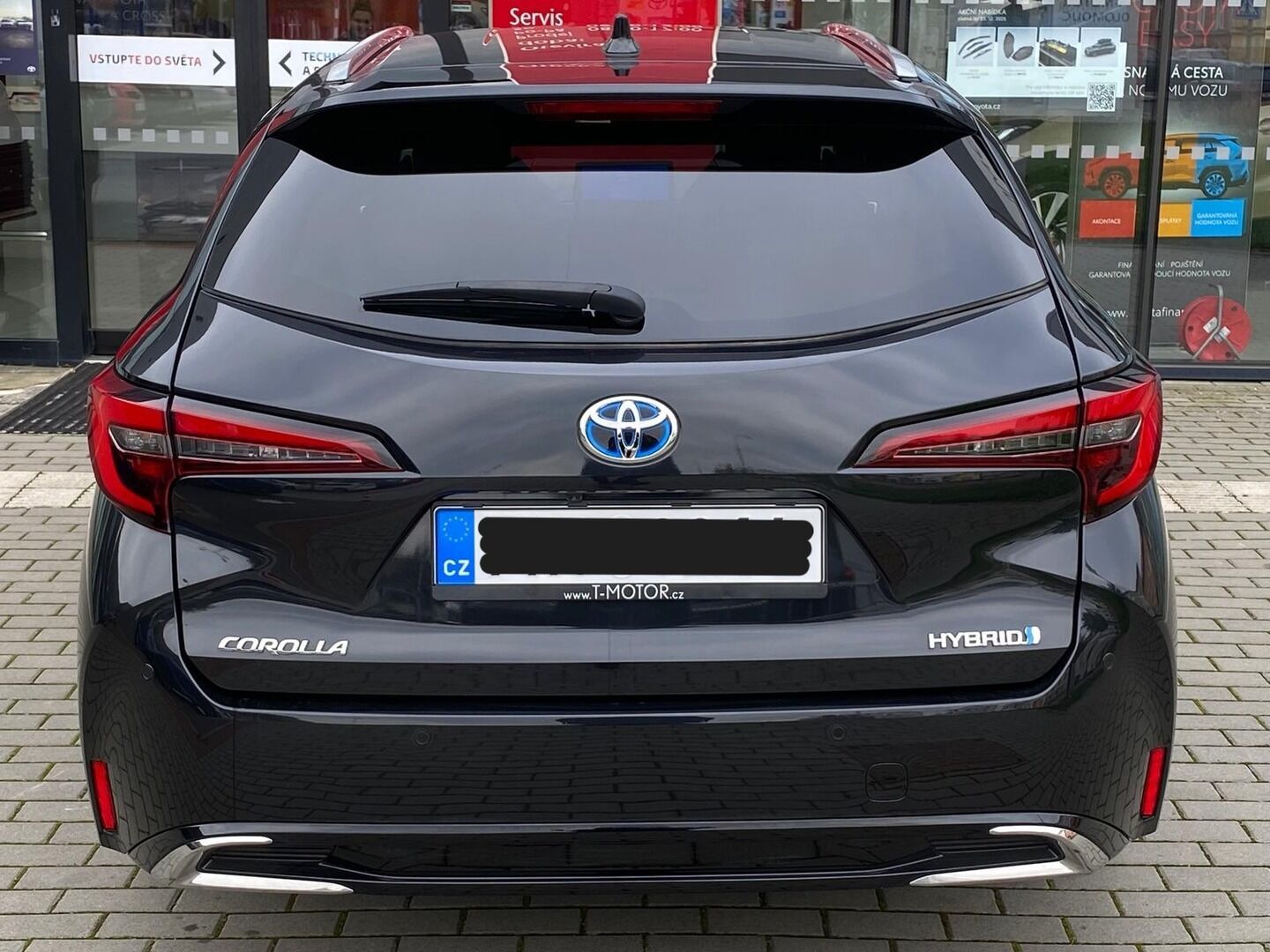 Toyota Corolla, 2.0 Hybrid Executive - fotka 4