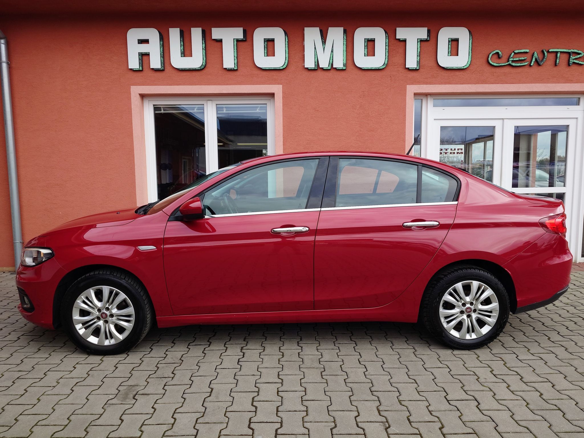Fiat Tipo, 1.6 JTDM Easy 88 kW - fotka 2