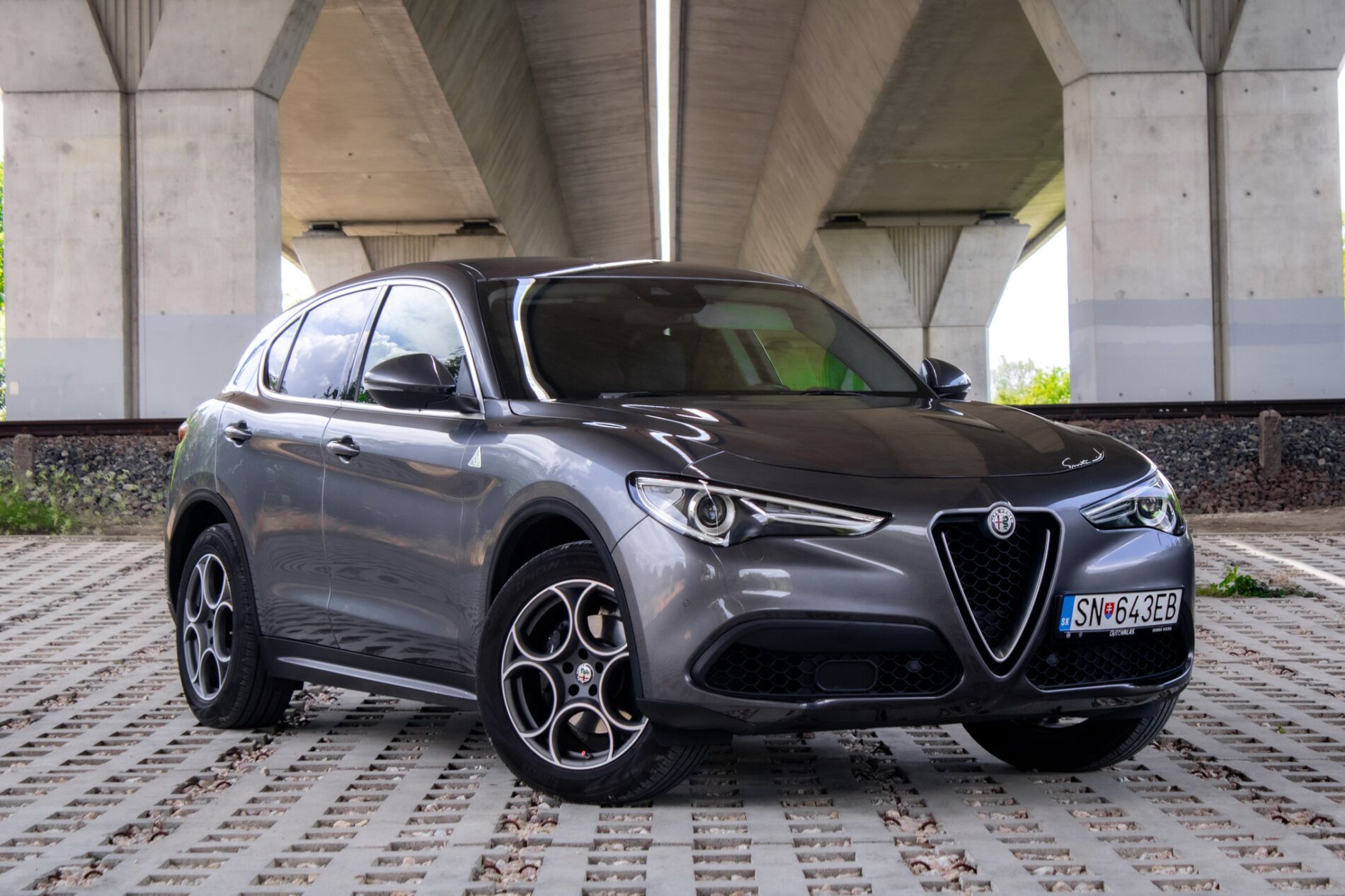 Alfa Romeo Stelvio - fotka 6