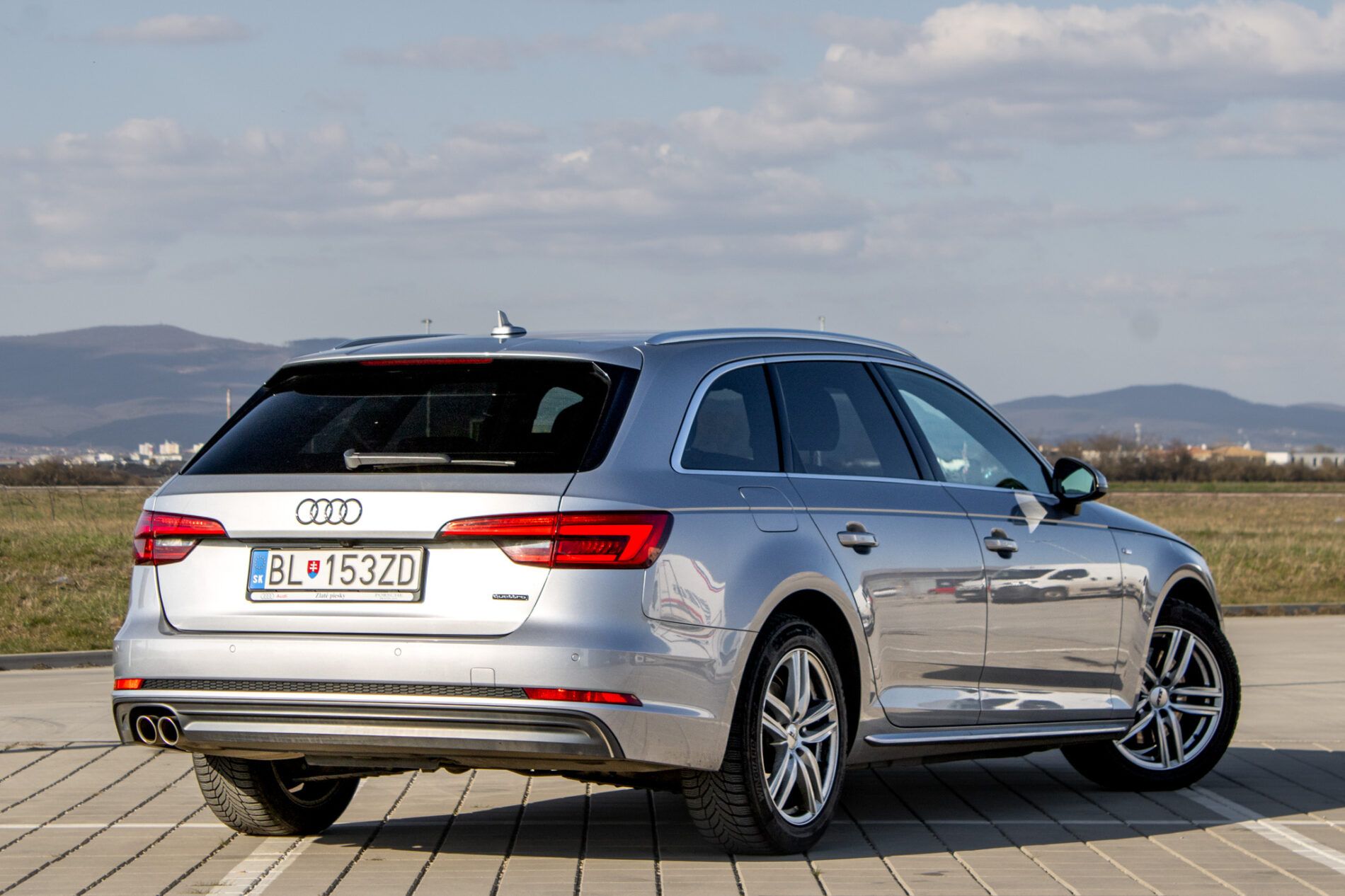 Audi A4 Avant - fotka 5