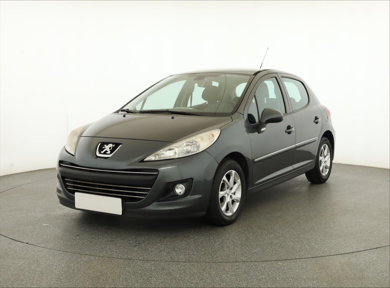 Peugeot 207, 1.6 HDi, po STK - fotka 2