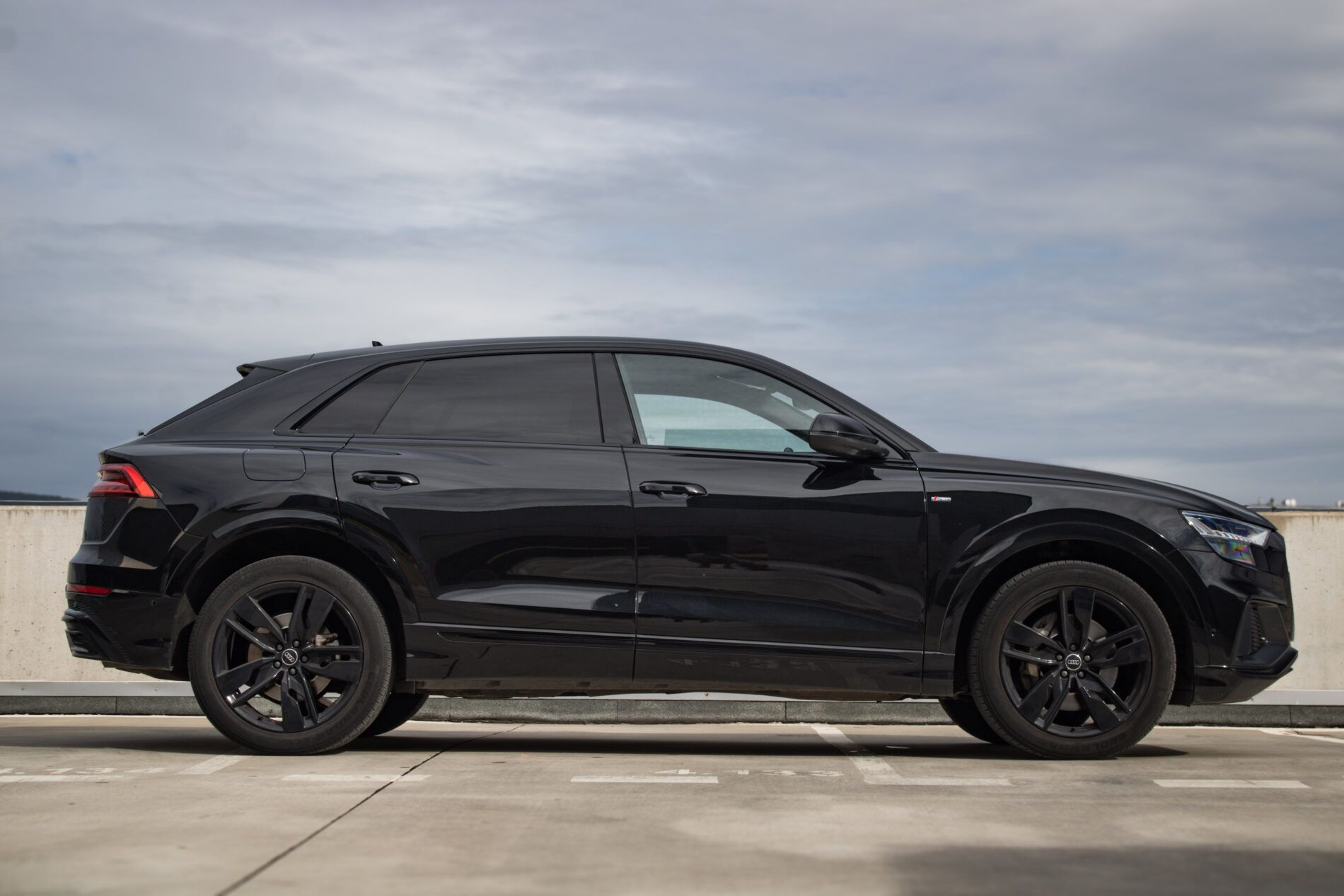 Audi Q8 - fotka 6