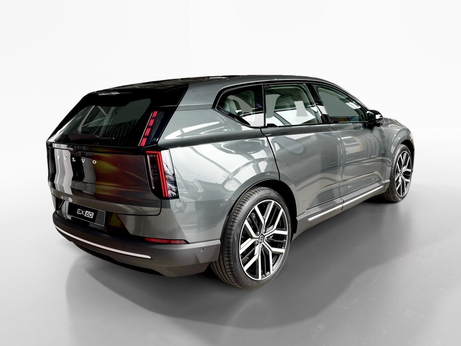 Volvo EX60, P10 AWD - fotka 2