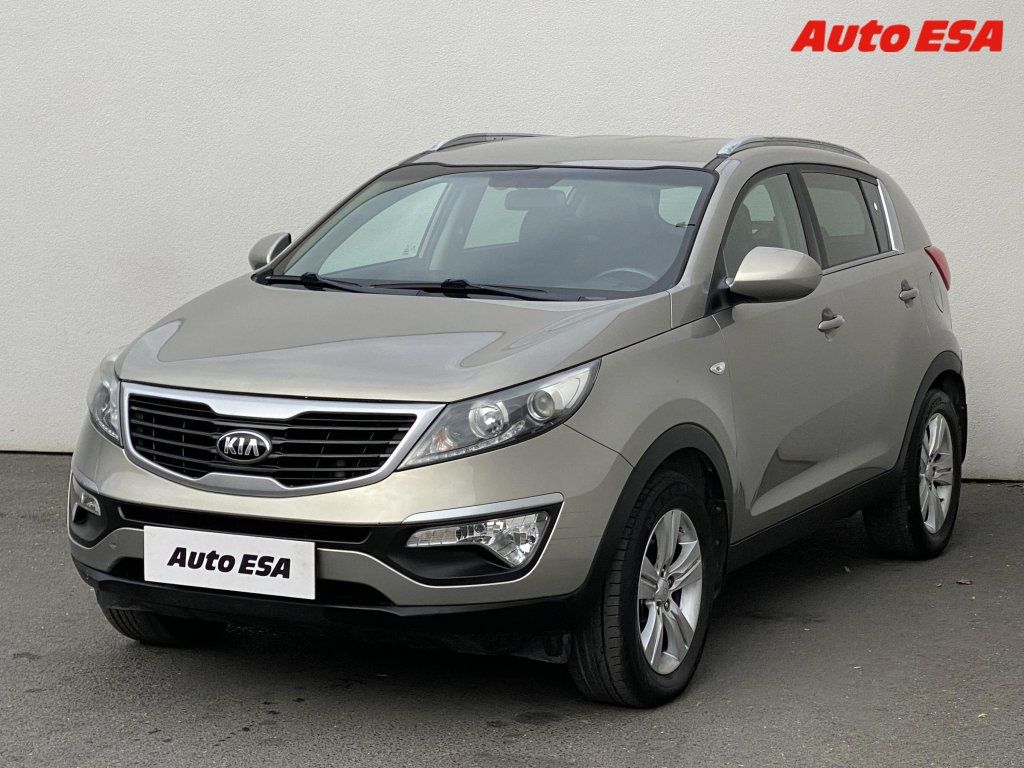 Kia Sportage, 1.7 CRDi,AC,navi,kamera - fotka 3