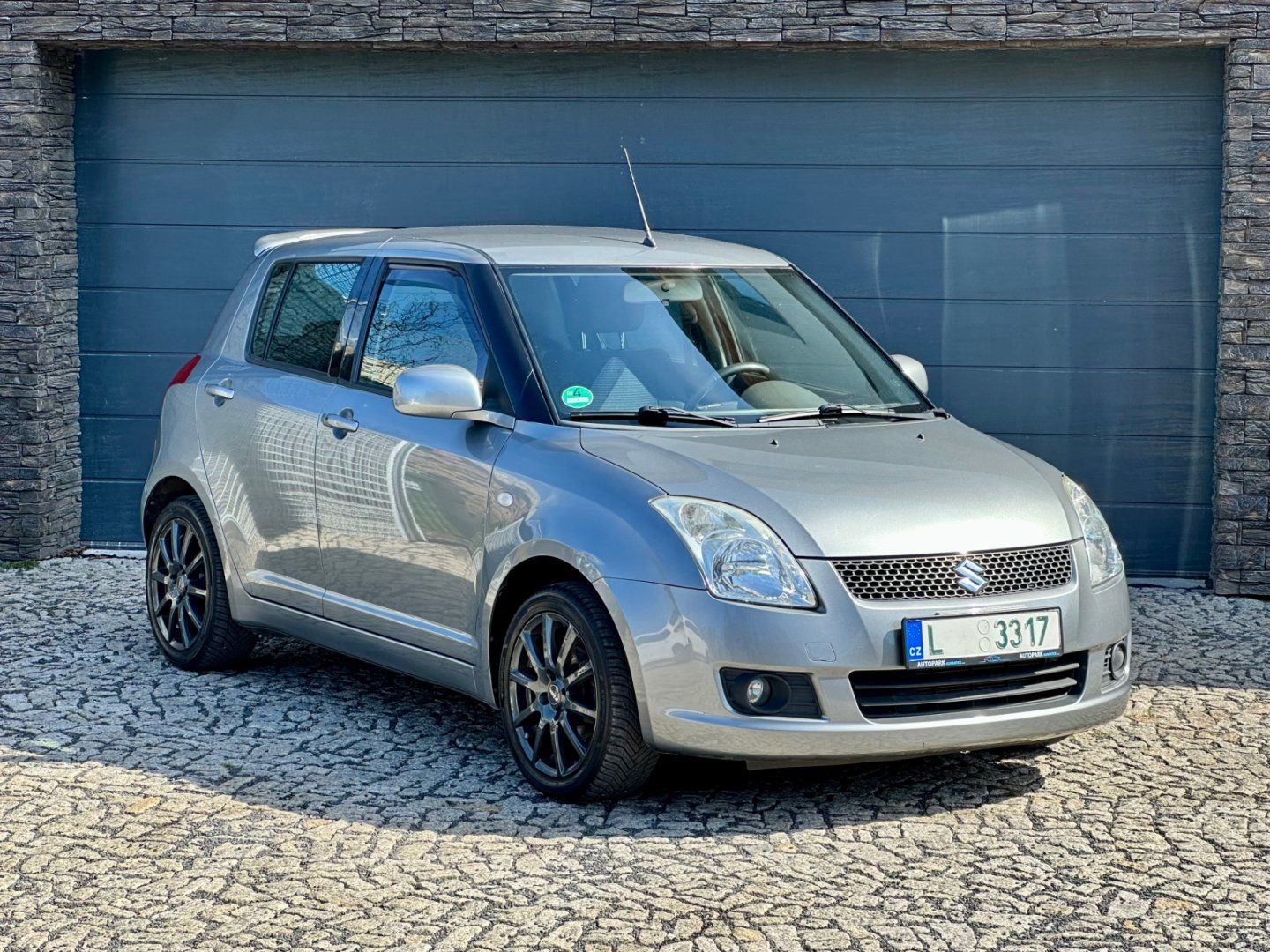 Suzuki Swift, 1.5 16V Sport - fotka 3