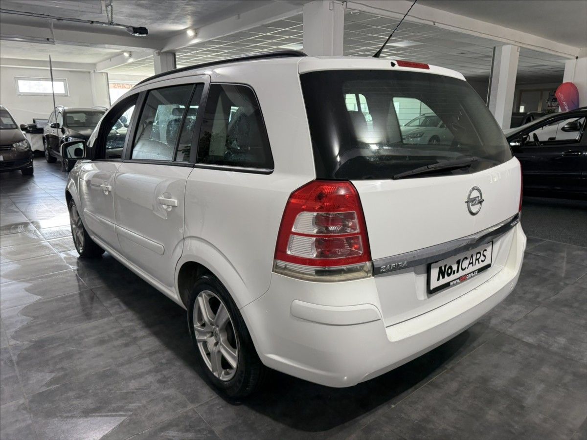 Opel Zafira, 1,6   i 85KW 7MÍST KLIMA ALU - fotka 4