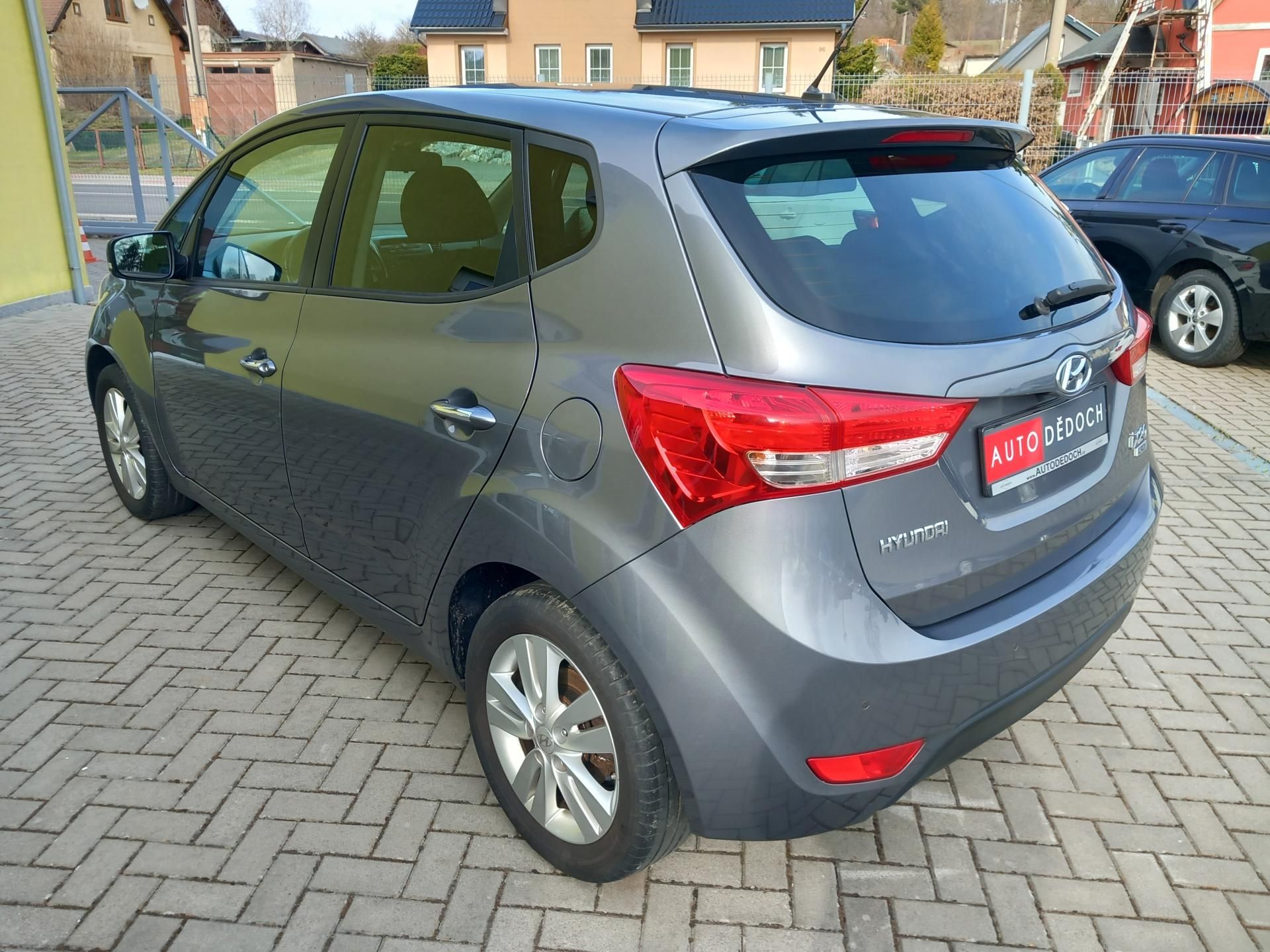 Hyundai ix20, 1,4CRDi SERVISKA VYHŘ.SEDADLA - fotka 5