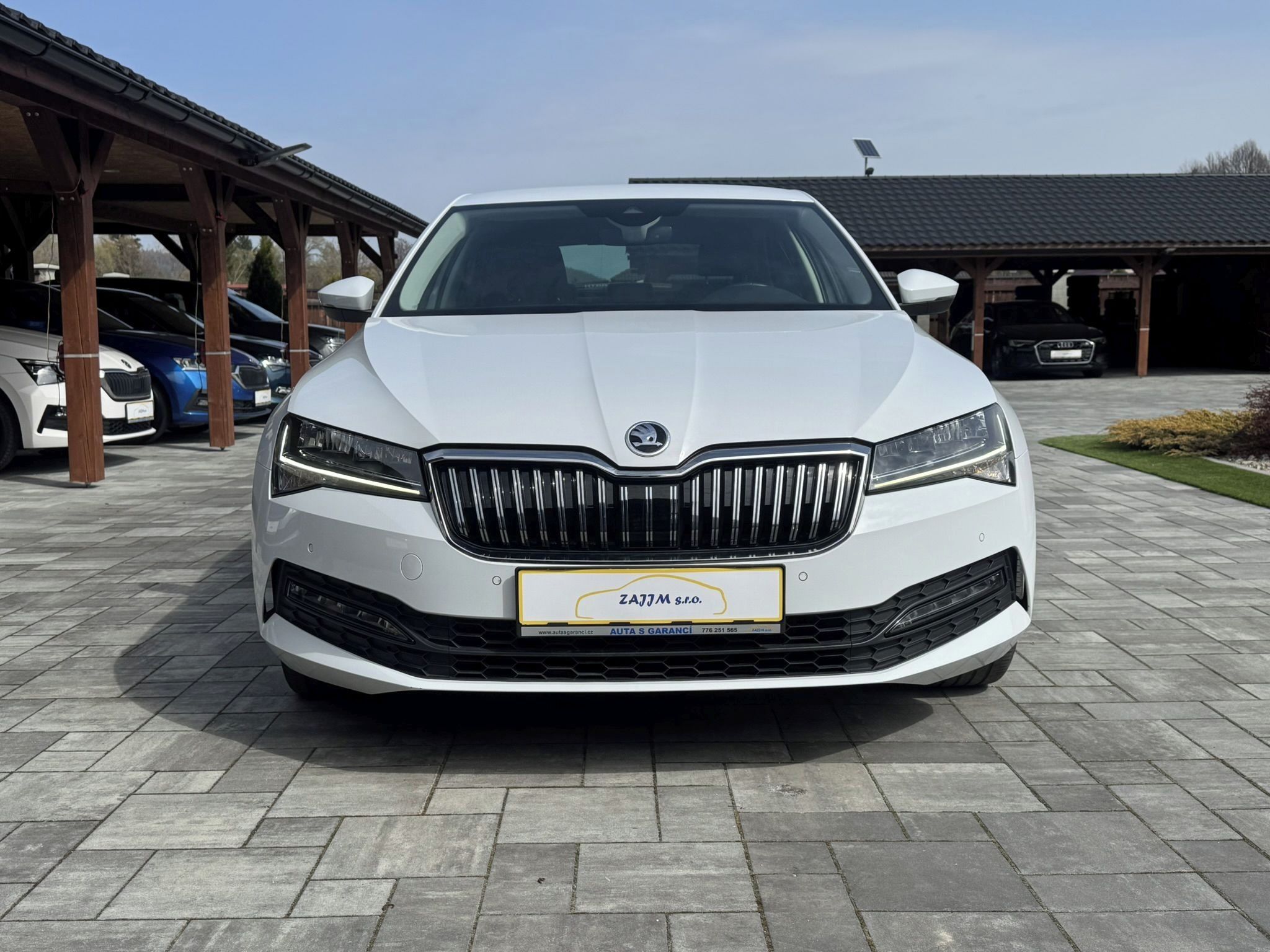 Škoda Superb, Style 2.0TDI 110kw DSG +kamera - fotka 4