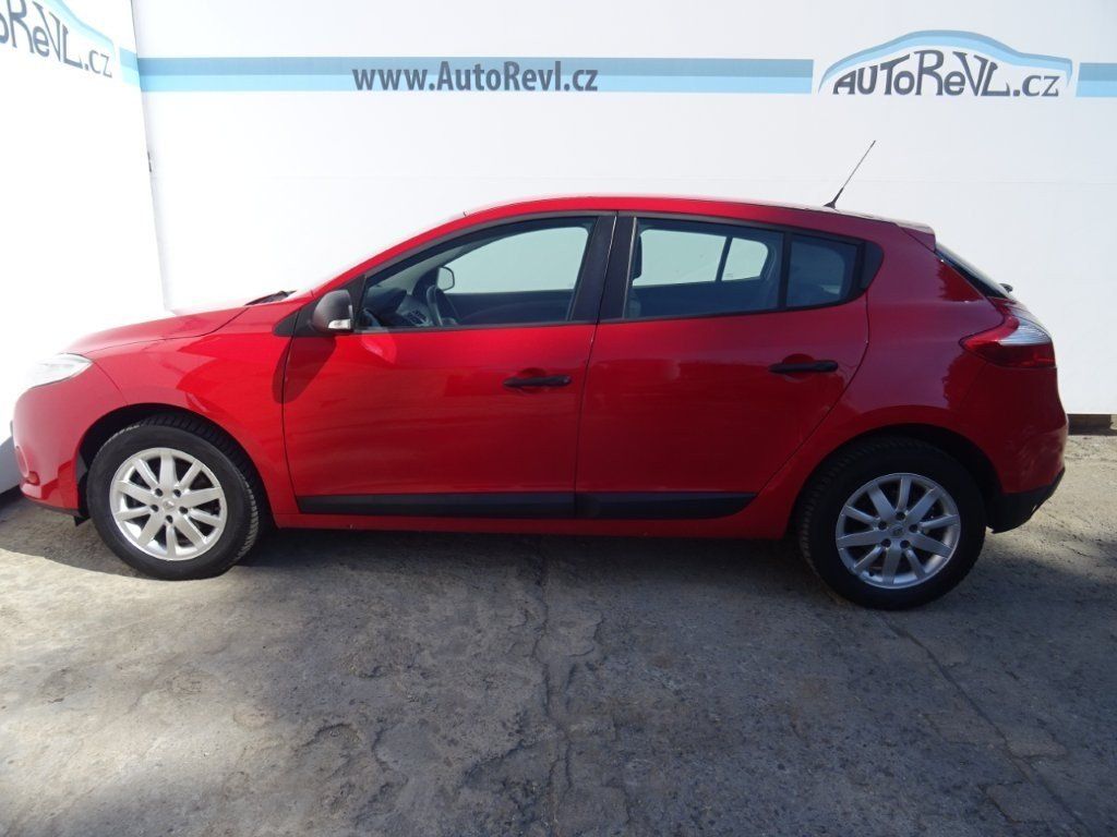 Renault Mégane, 1.6i,74kW,NovéČR,s.kniha - fotka 6