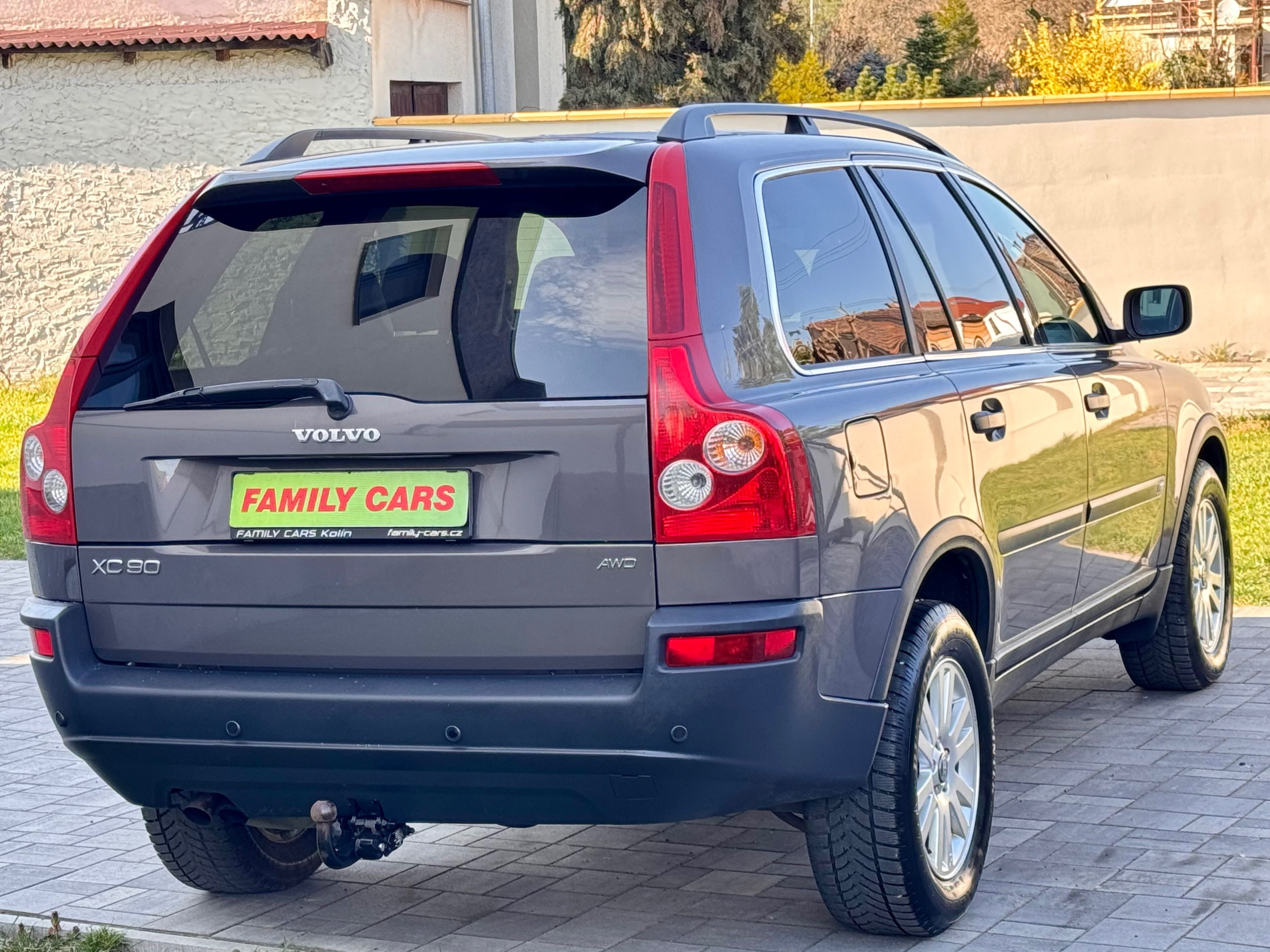 Volvo XC90, 2.4,1.MAJITEL,SERVIS.KN,7MÍST - fotka 6