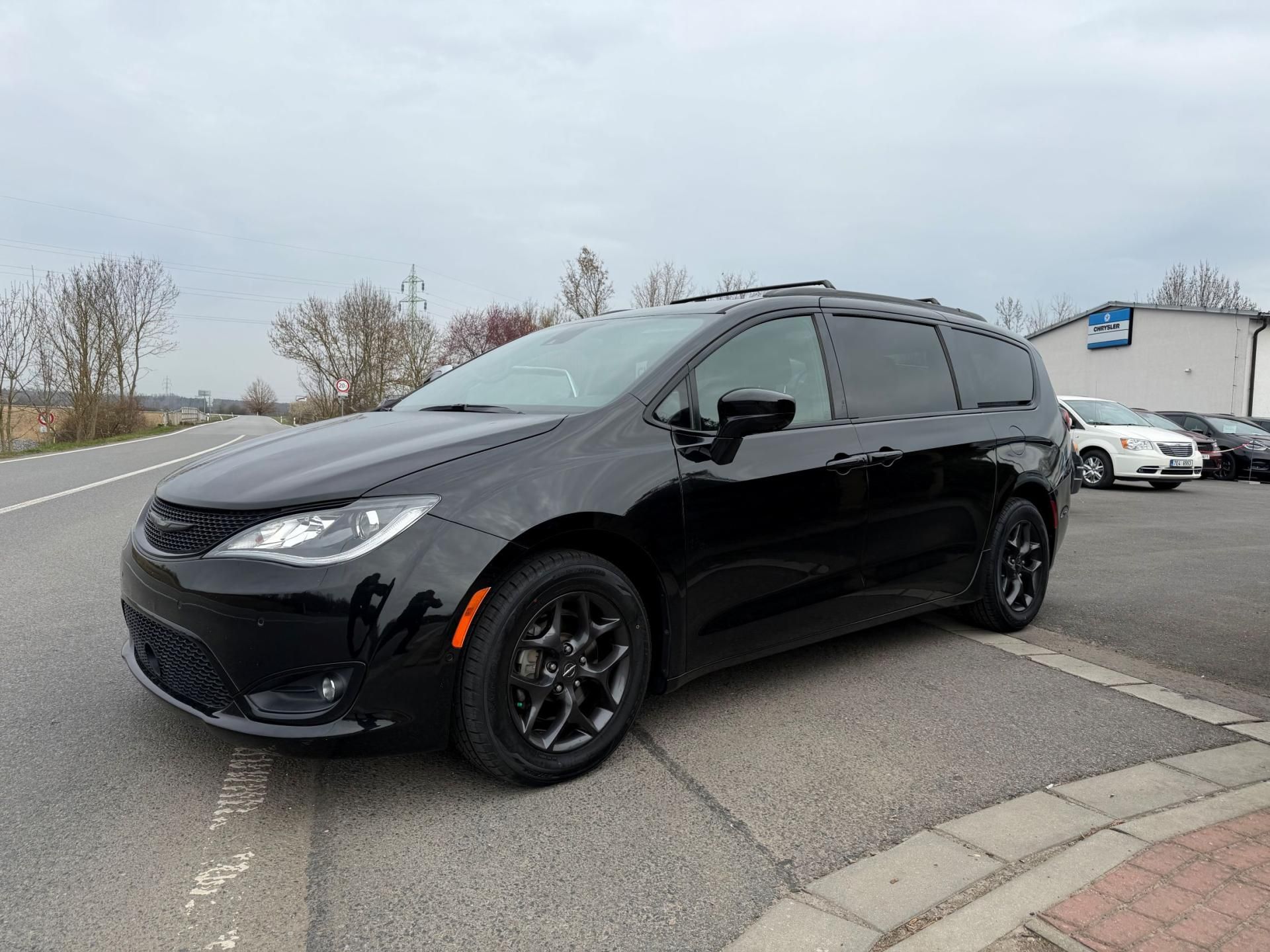 Chrysler Pacifica, 3,6 Pentastar S Radar 360 2019 - fotka 2