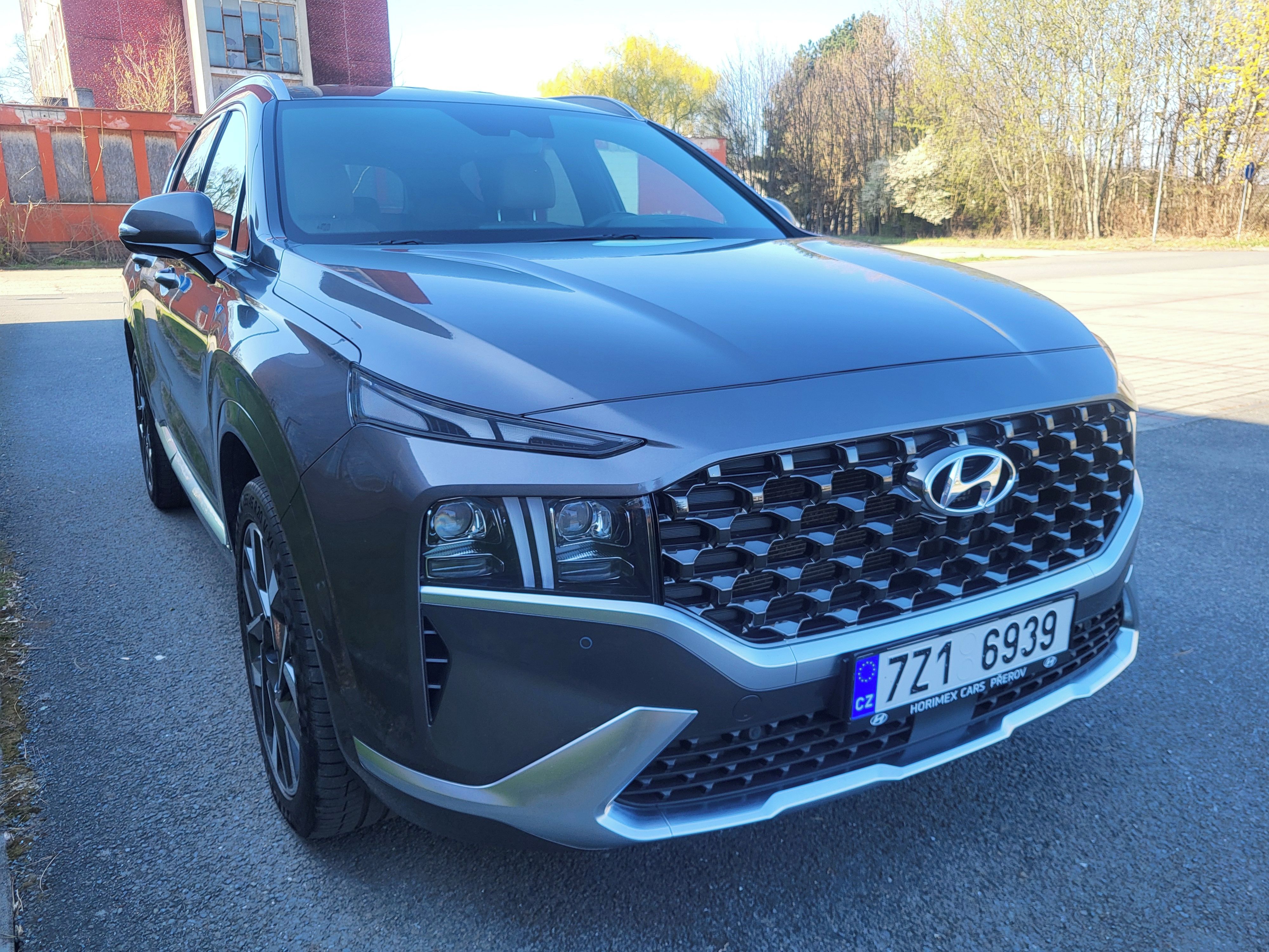 Hyundai Santa Fe, 2,2 Premium - fotka 4