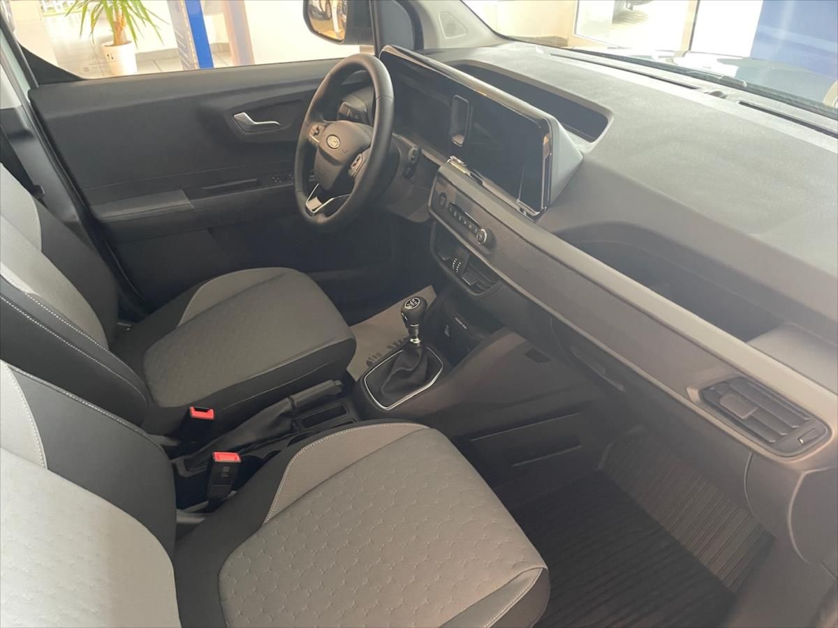 Ford Tourneo Courier, 1,0 EcoBoost  Titanium L1 - fotka 6