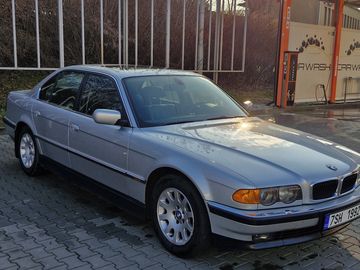 Bmw E38 740d