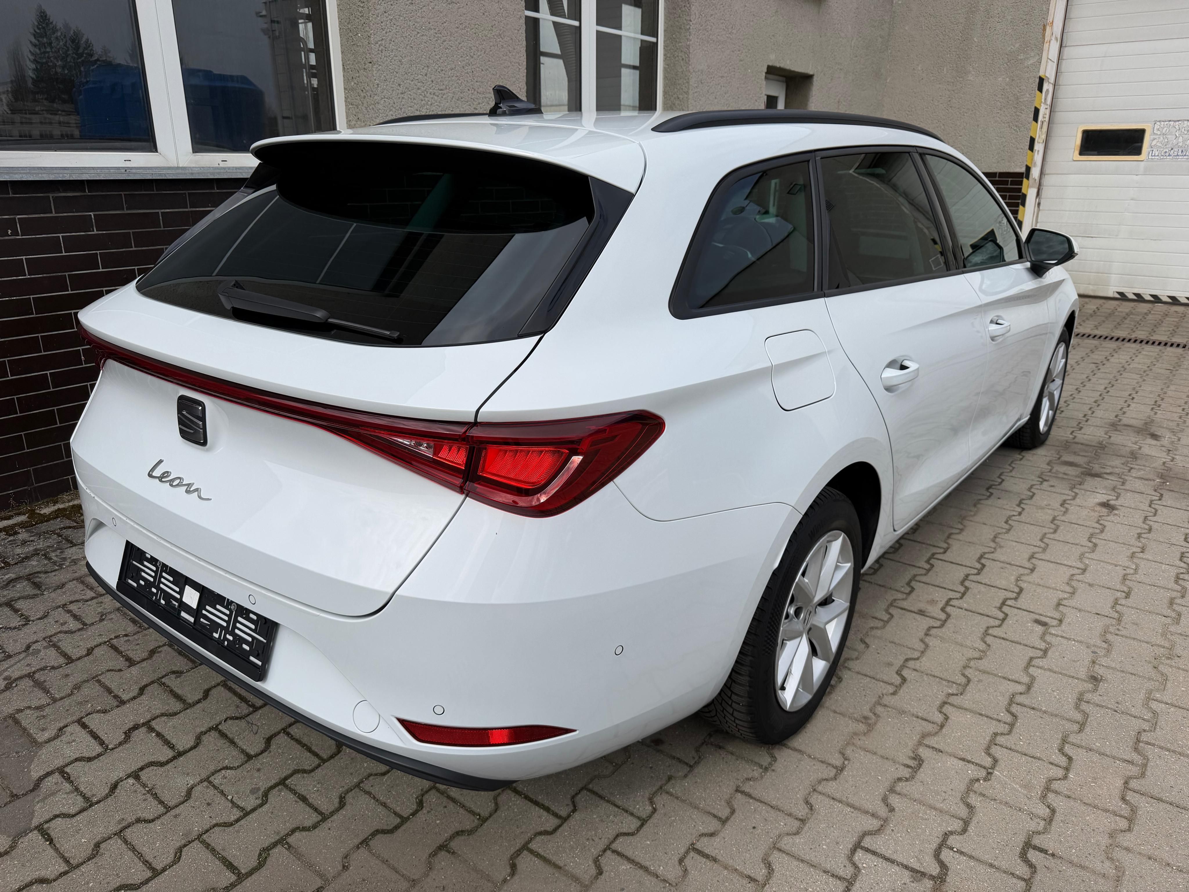 Seat Leon, 2.0 TDI DSG 110kW - fotka 6