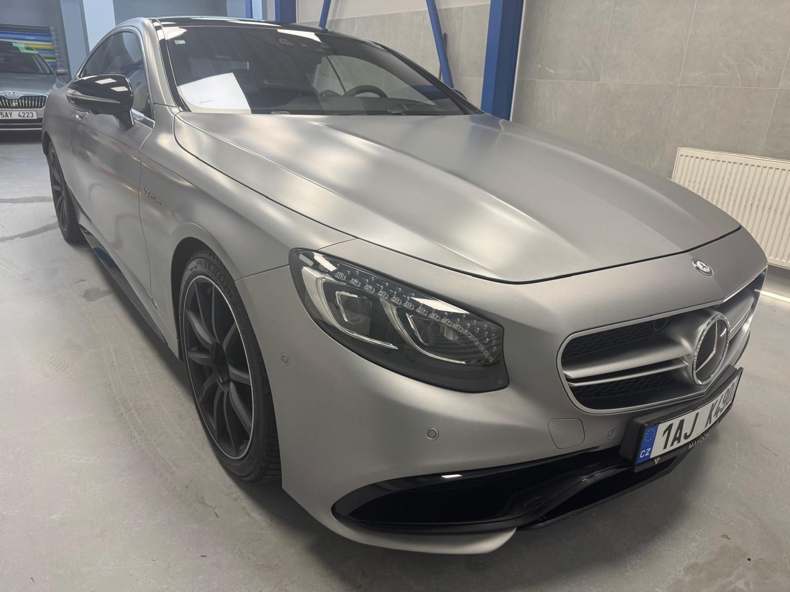 Mercedes-Benz Třídy S, S63AMG coupe MATT TOP STAV - fotka 2