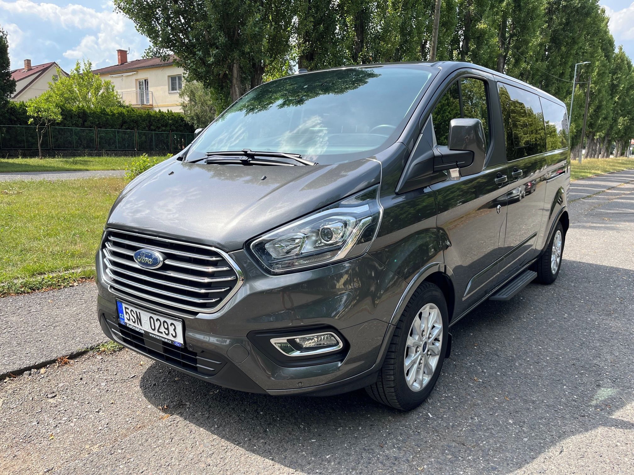 Ford Tourneo Custom, se spací vestavbou - fotka 2