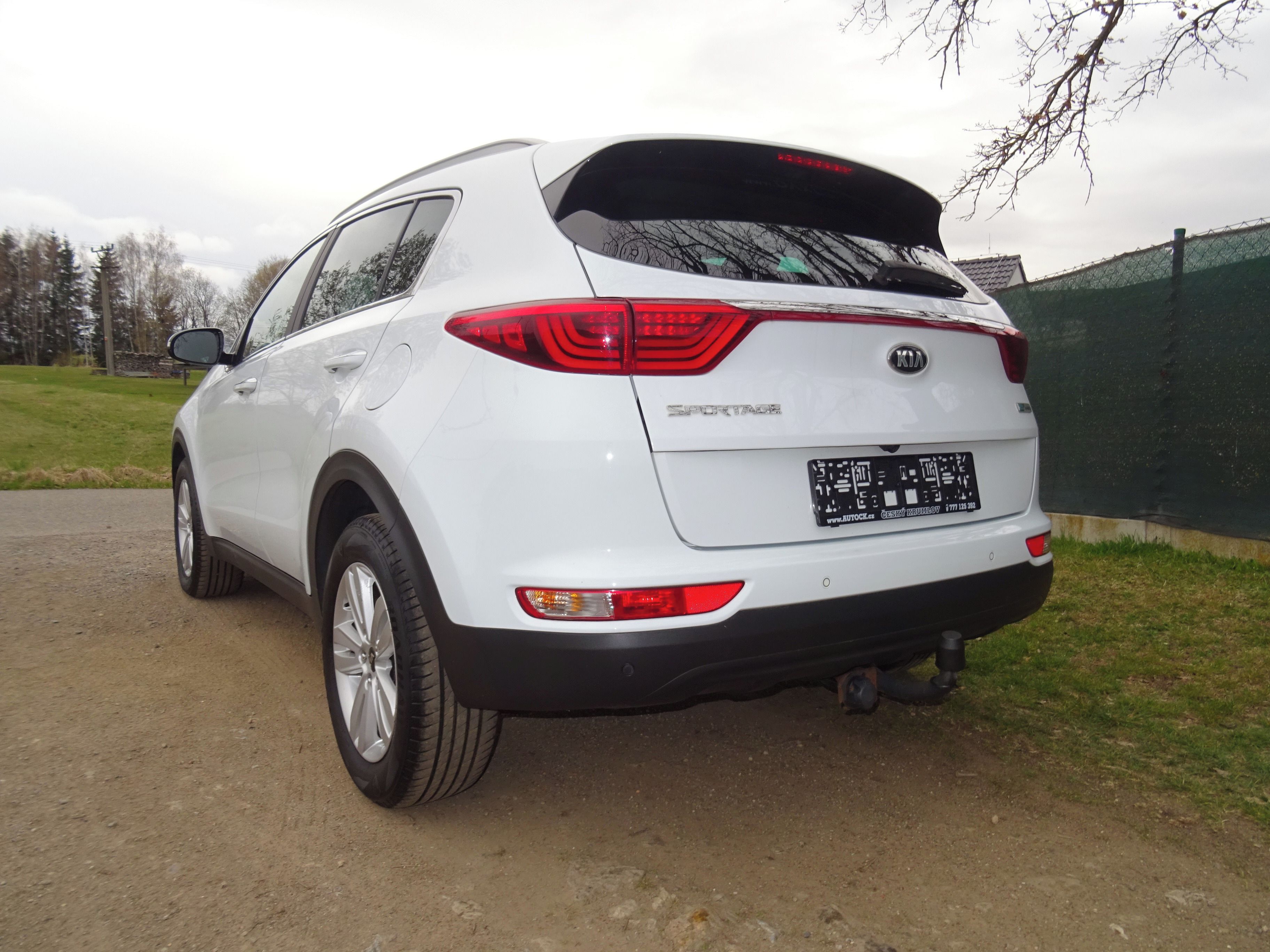 Kia Sportage, 1,7 CRDi servis jen Kia, tažné - fotka 5