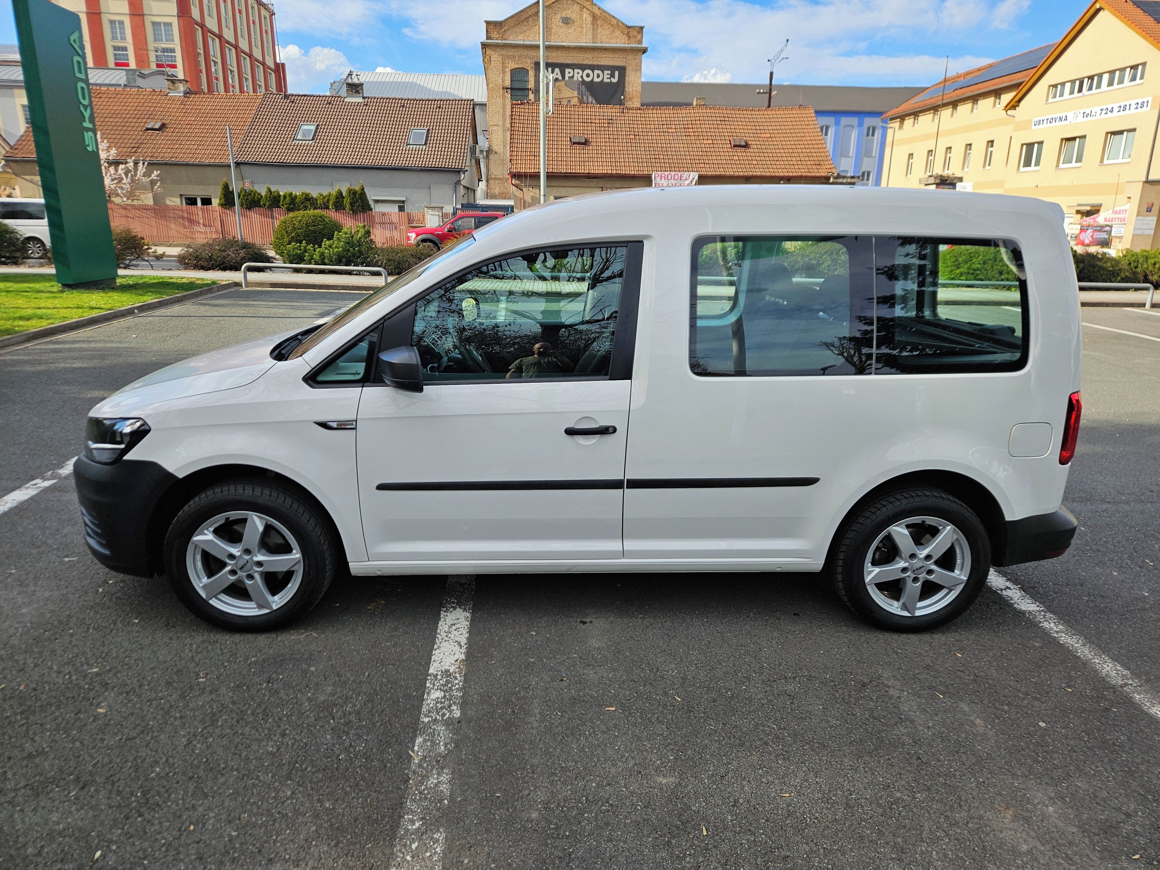 Volkswagen Caddy - fotka 5