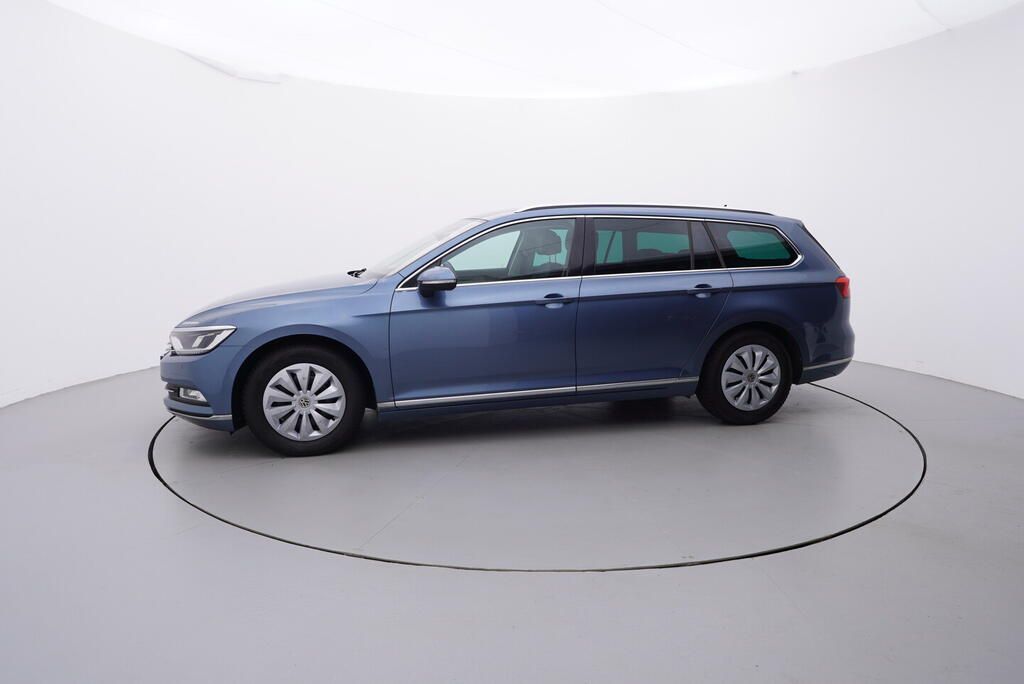 Volkswagen Passat Variant, HIGHLINE 2.0 TDI 110 kW - fotka 2
