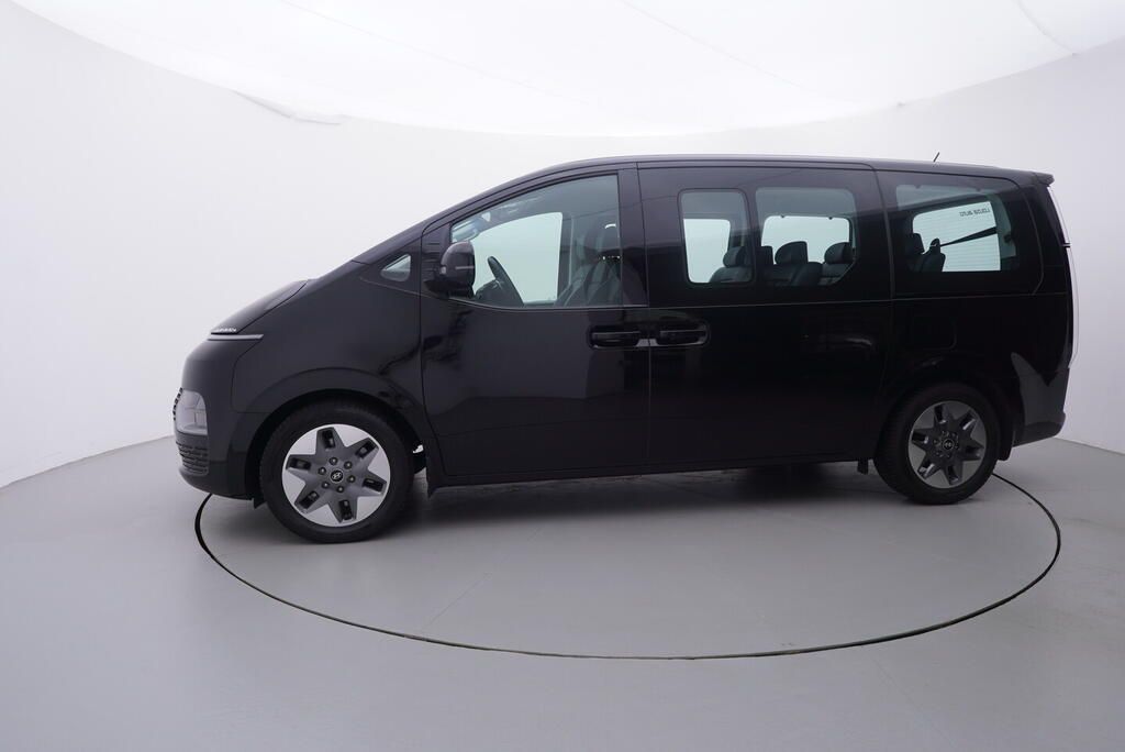 Hyundai Staria, Style Premium 2.2 CR 130 kW - fotka 2