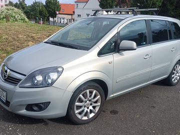1.7 CDI, 7 míst, 2. maj. tažné