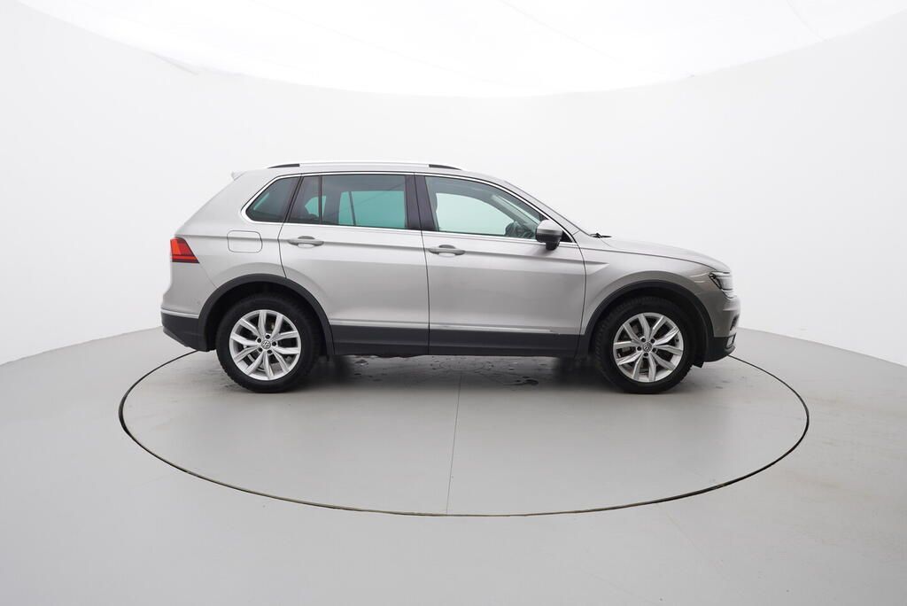 Volkswagen Tiguan, HIGHLINE 2.0 TDI 140 kW - fotka 6