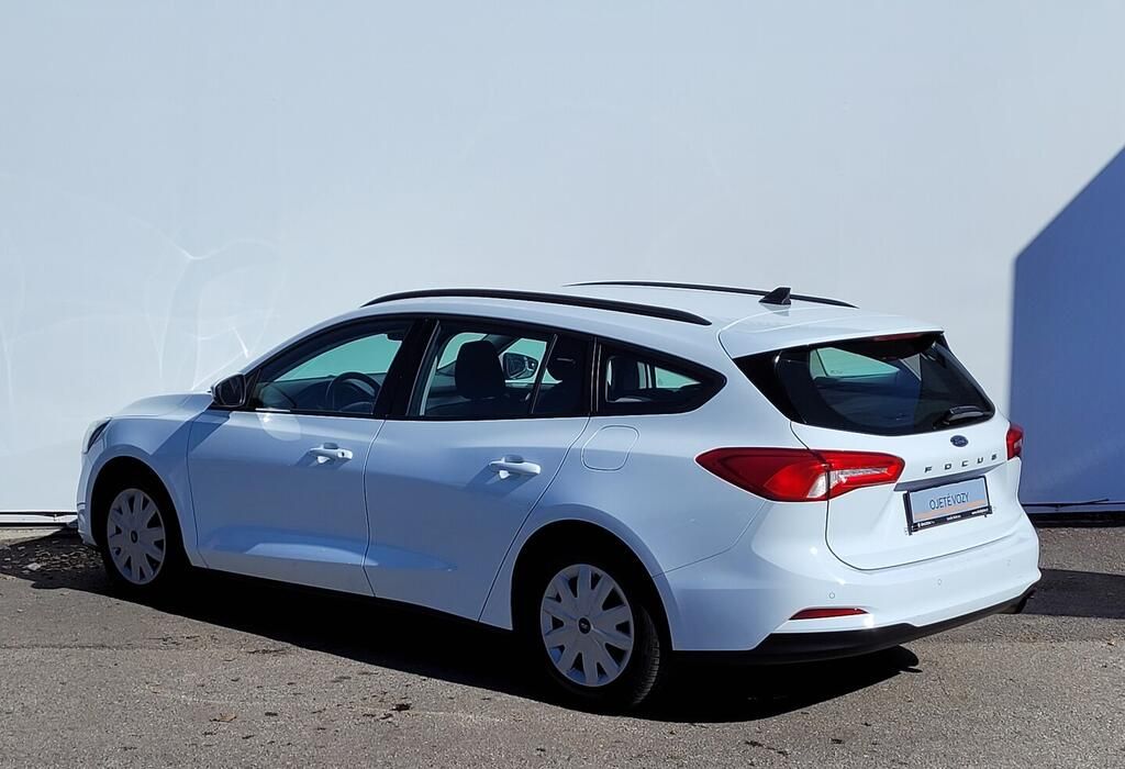 Ford Focus, Trend 1.5 70 kW - fotka 6
