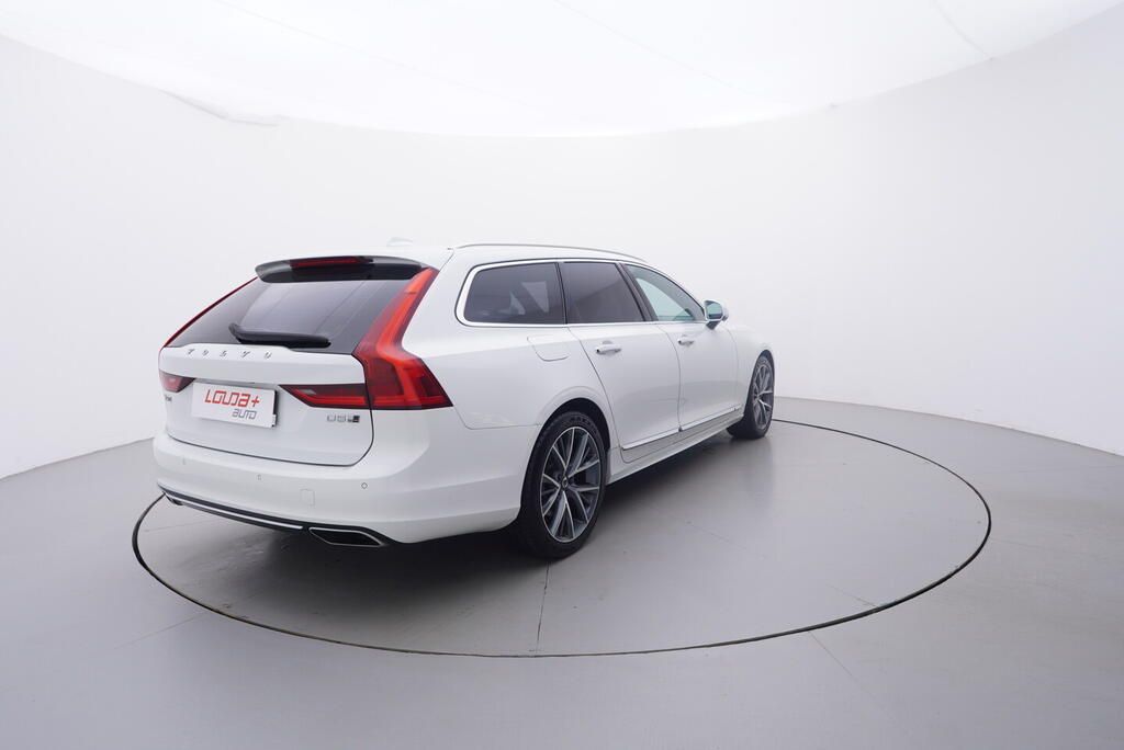 Volvo V90, Inscription 2.0 2.0 D5 173 kW - fotka 5