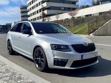 Škoda Octavia RS Combi 2.0 TDI
