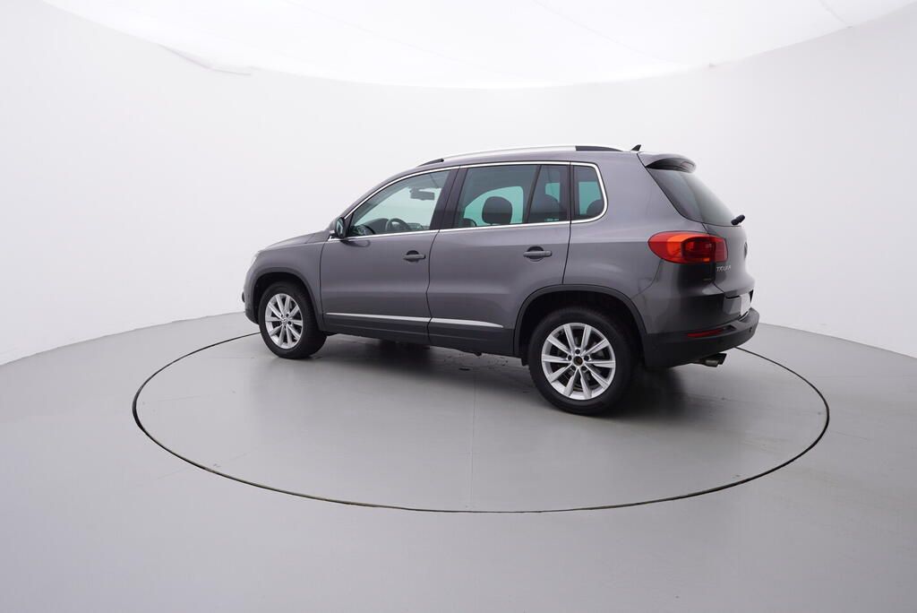 Volkswagen Tiguan, Carat 2.0 TDI 130 kW - fotka 3
