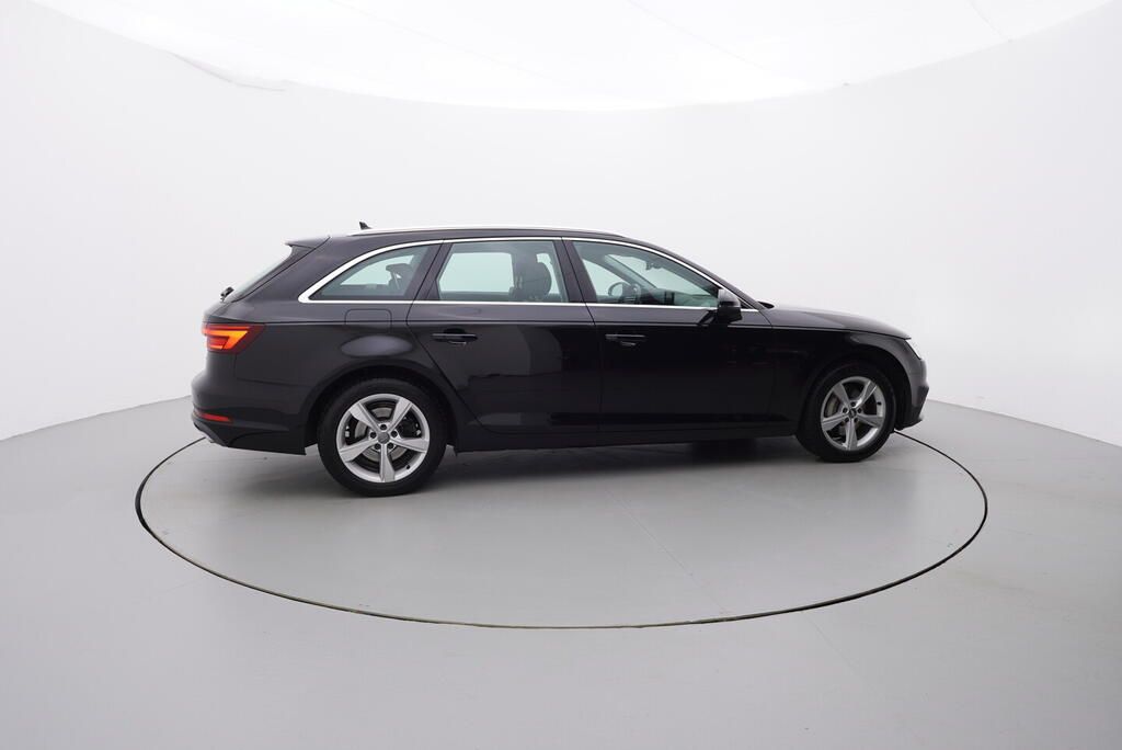 Audi A4, 2.0 TDI 140 kW - fotka 6