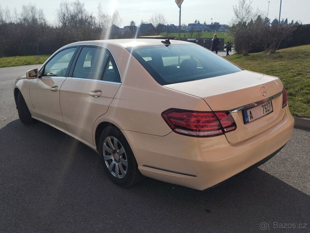 Mercedes-Benz Třídy E, E220 cdi - fotka 4