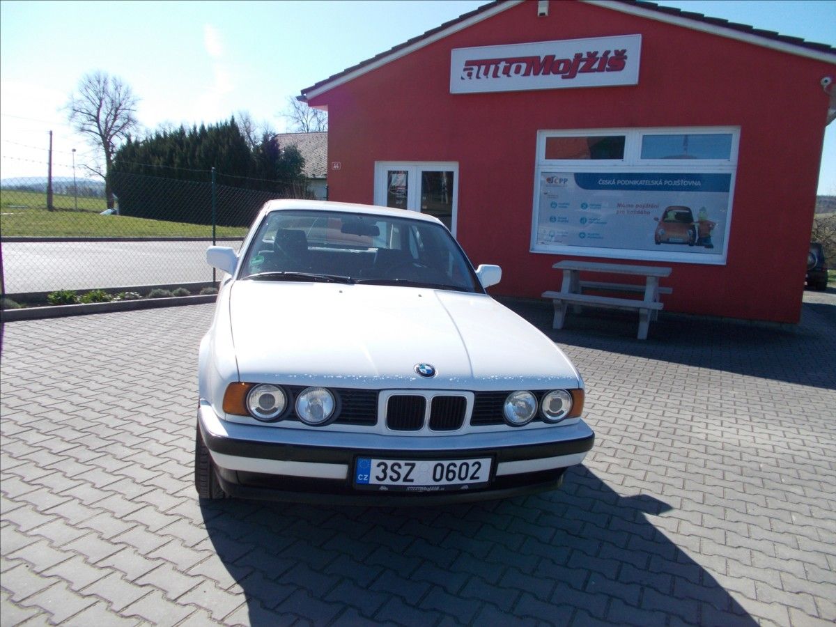 BMW Řada 5, 2,0 i 161020 KM EKO UHRAZEN - fotka 2