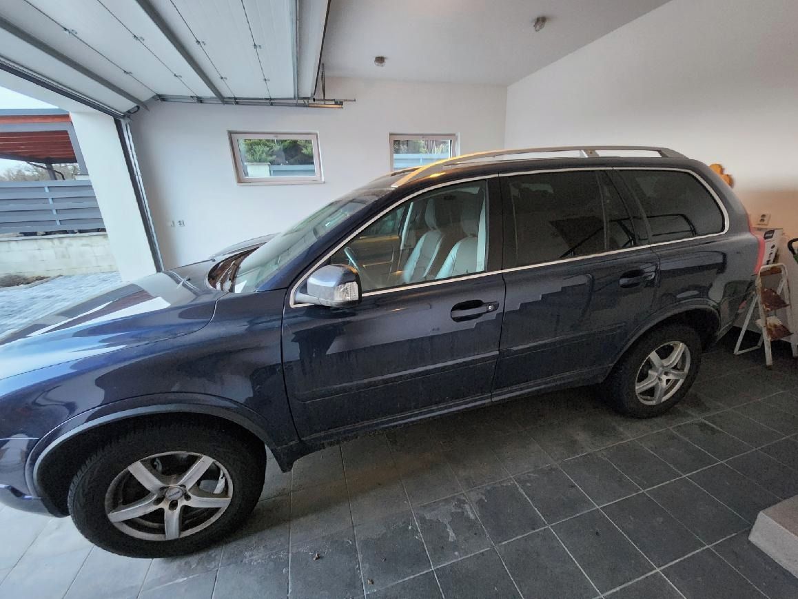 Volvo XC90 - fotka 2