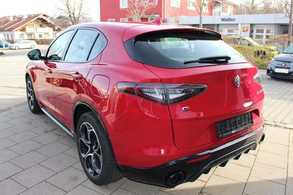 Alfa Romeo Stelvio, 2.2 JTDM VELOCE Q4*Kůže* - fotka 2