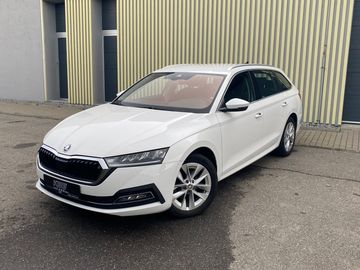 IV Com. 2.0TDi ČR 1.maj.!STYLE