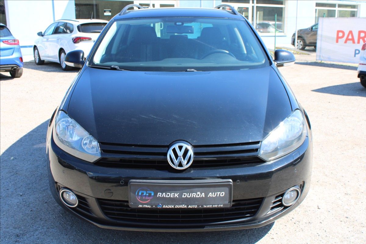 Volkswagen Golf, 2,0 TDI  TAŽNÉ,SERVIS,MATCH - fotka 2