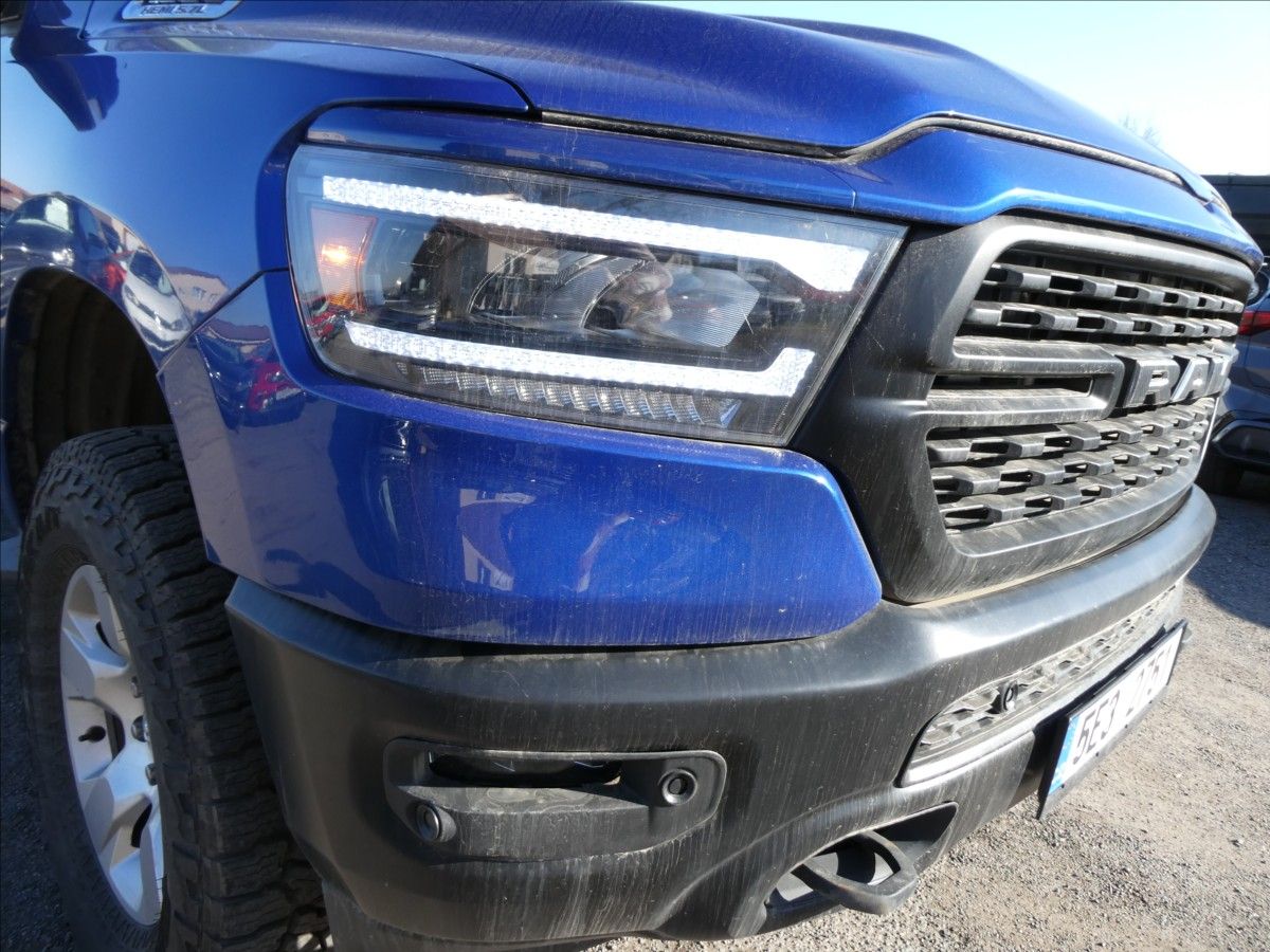 Dodge Ram 1500, 5,7 HEMI 295kW BIGHORN - fotka 5