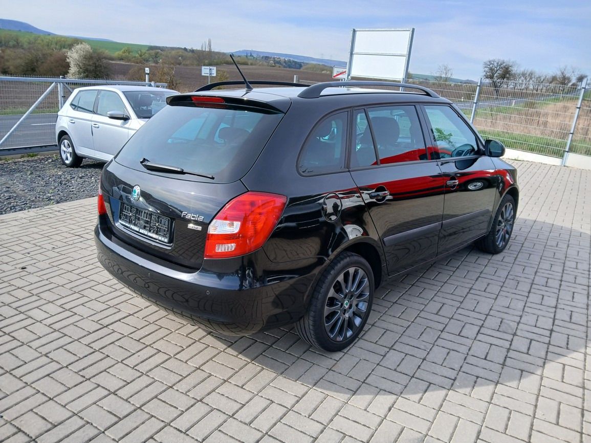 Škoda Fabia, 1,2 TSI Servis knížka Nová TK - fotka 5