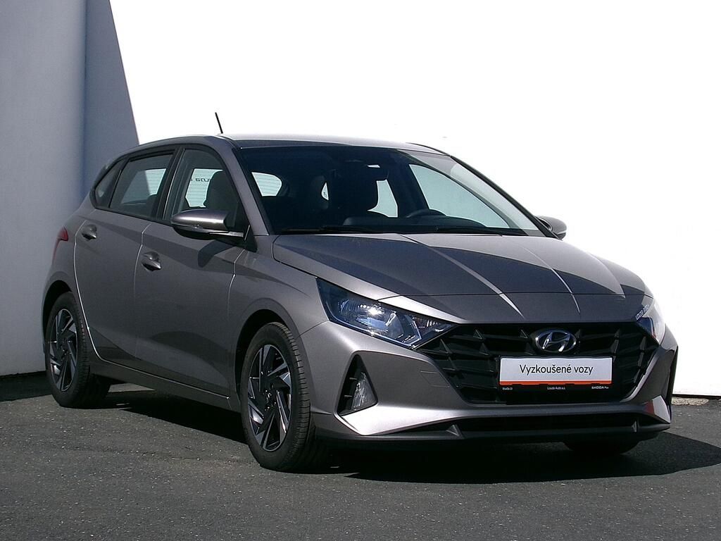 Hyundai i20, Comfort Club 1.2 62 kW - fotka 5