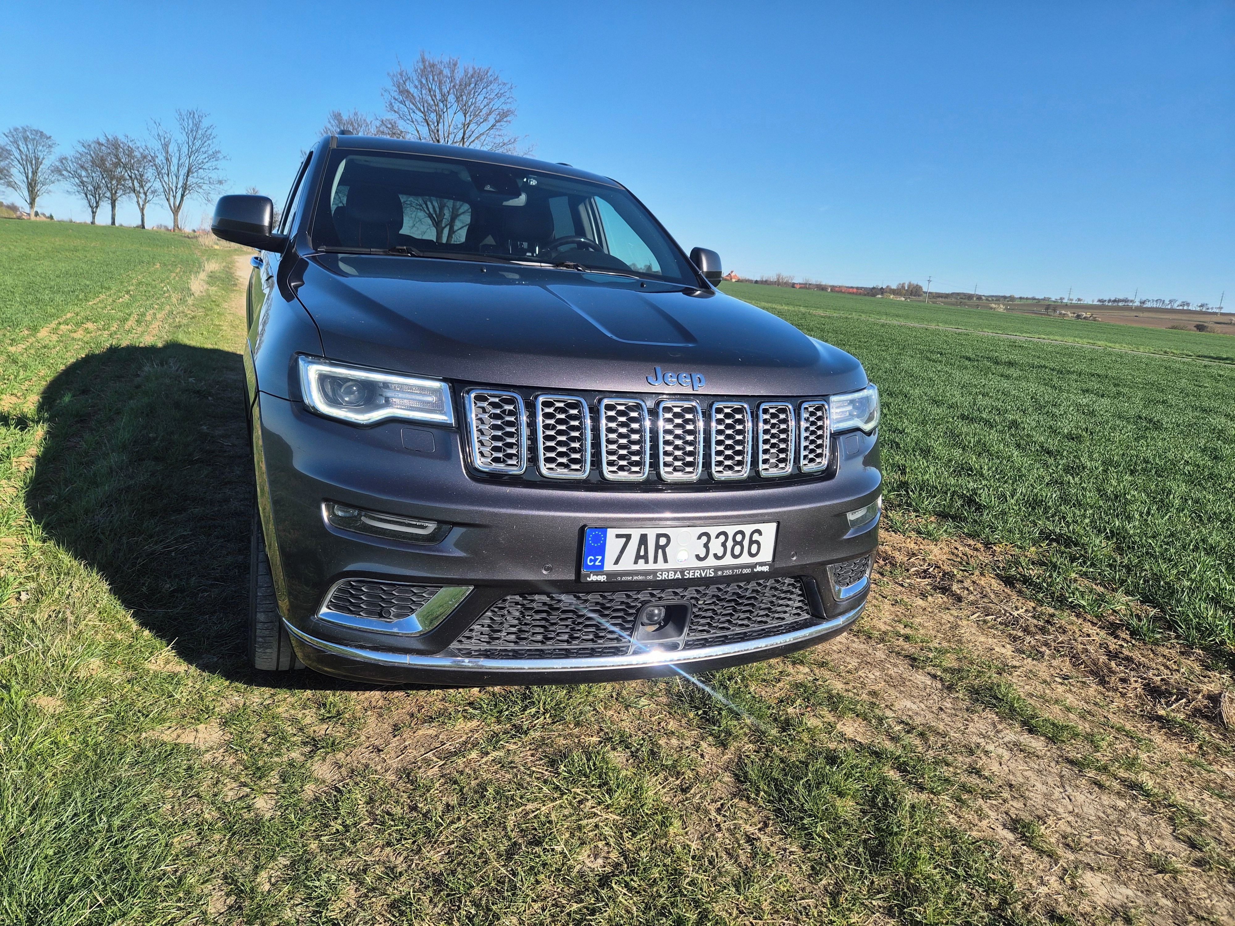 Jeep Grand Cherokee, SUMMIT, prav. servis, top stav - fotka 2