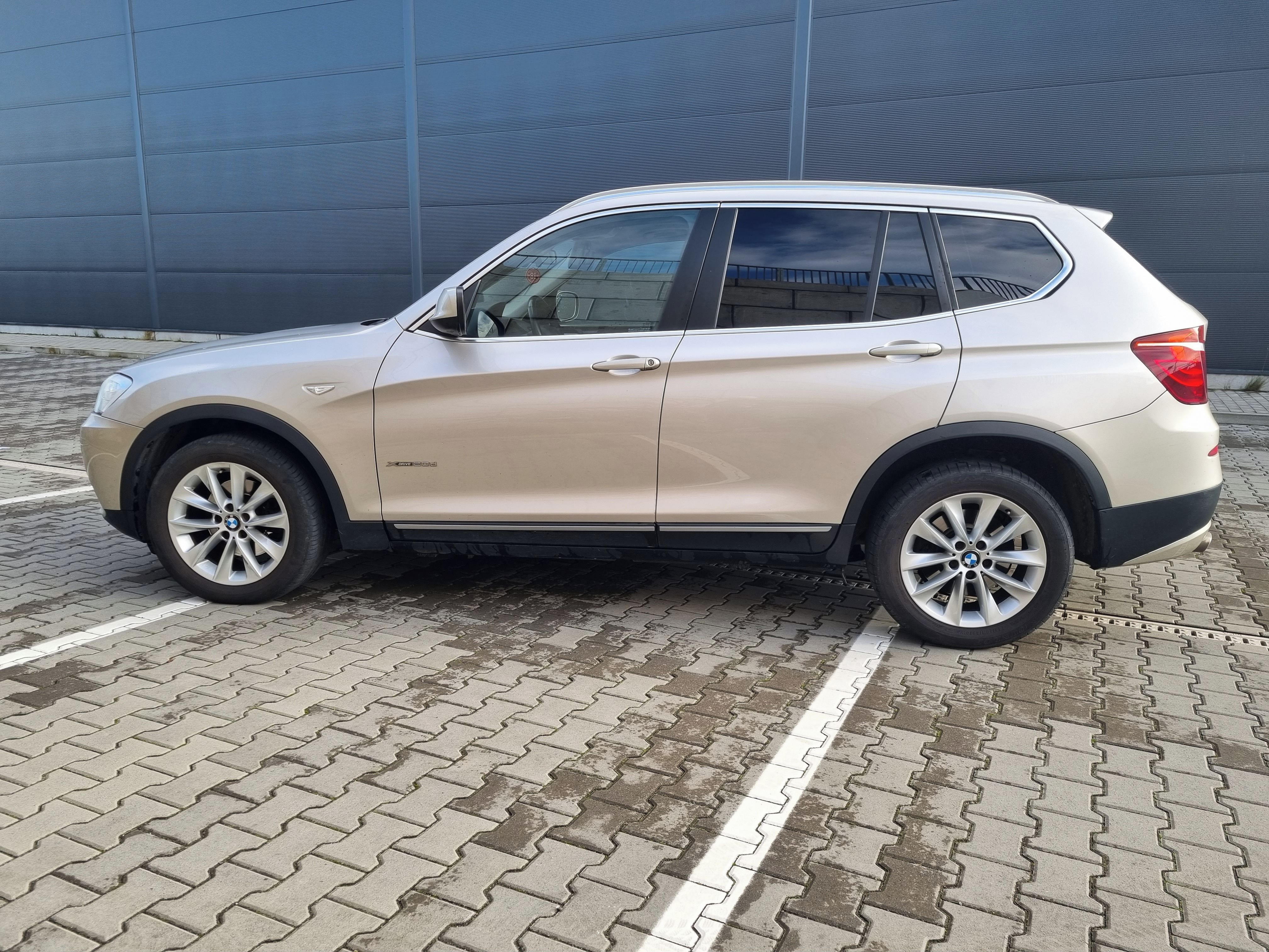 BMW X3, xDrive20d ,automat ZF - fotka 5