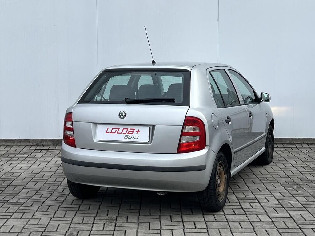 Škoda Fabia, Ambition 1.4 16V 50 kW - fotka 2