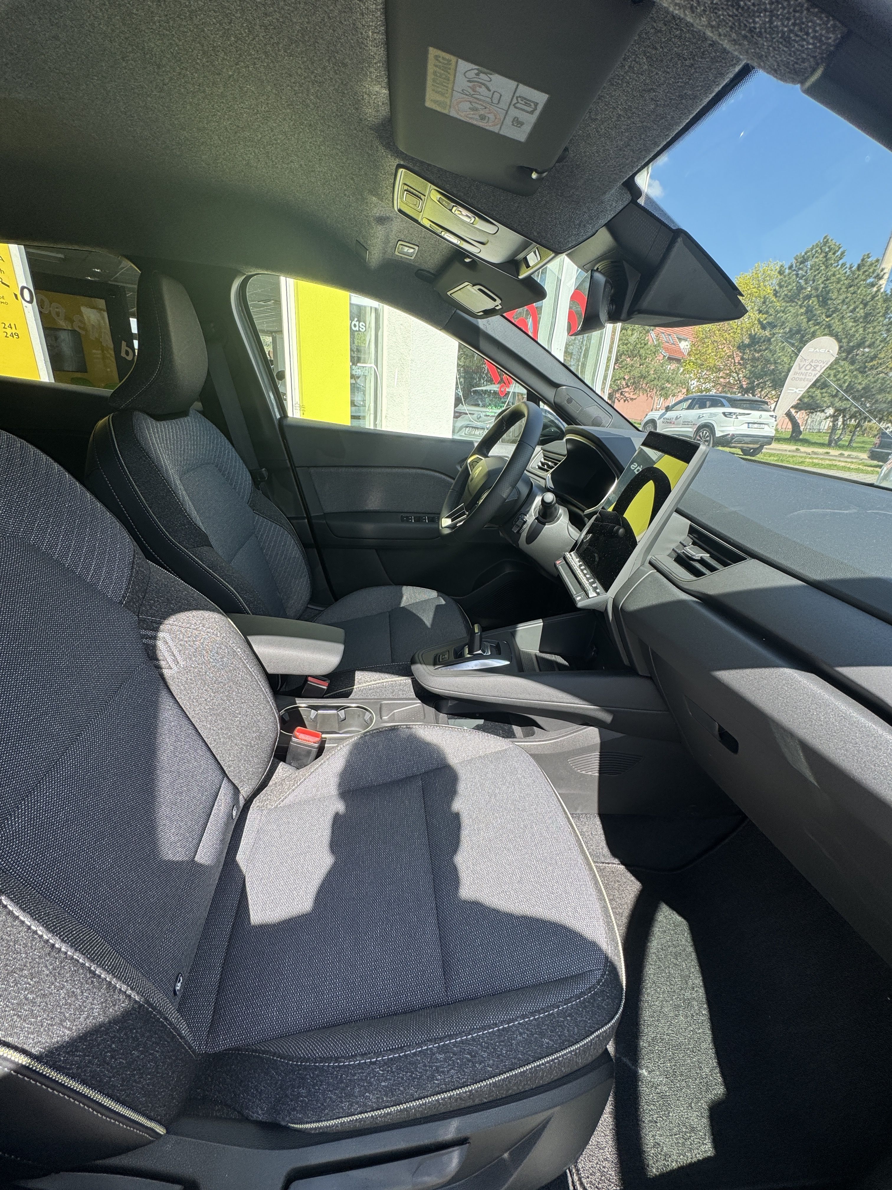 Renault Symbioz, techno full hybrid E-tech 160 - fotka 5