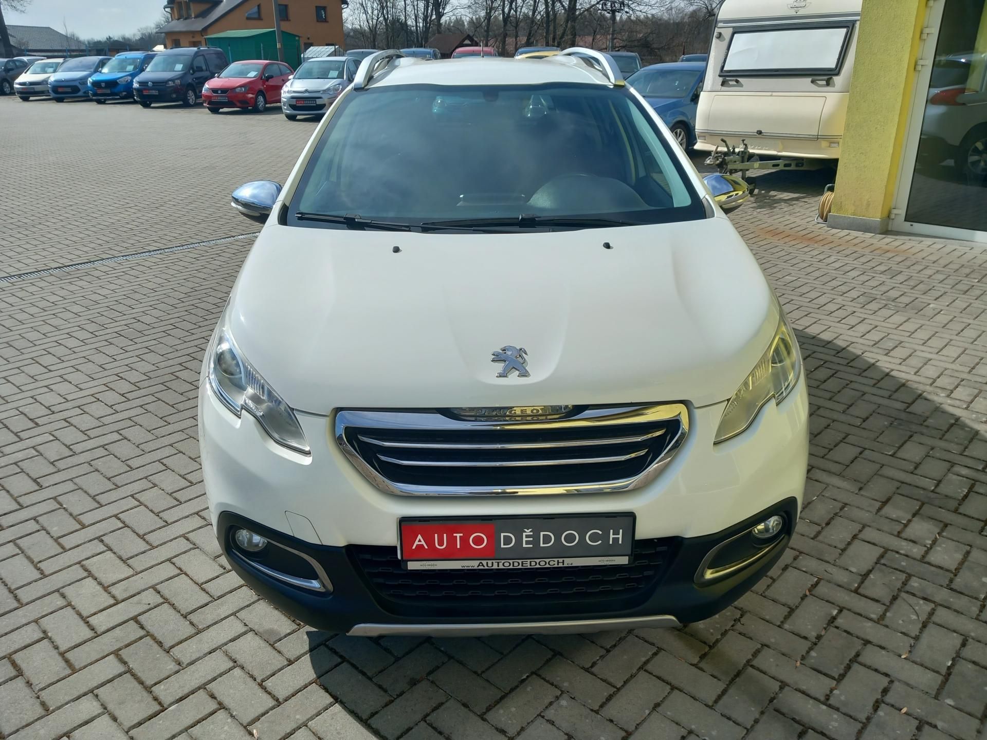 Peugeot 2008, 1,6HDi STYLE NAVI VYHŘ.SED. - fotka 2