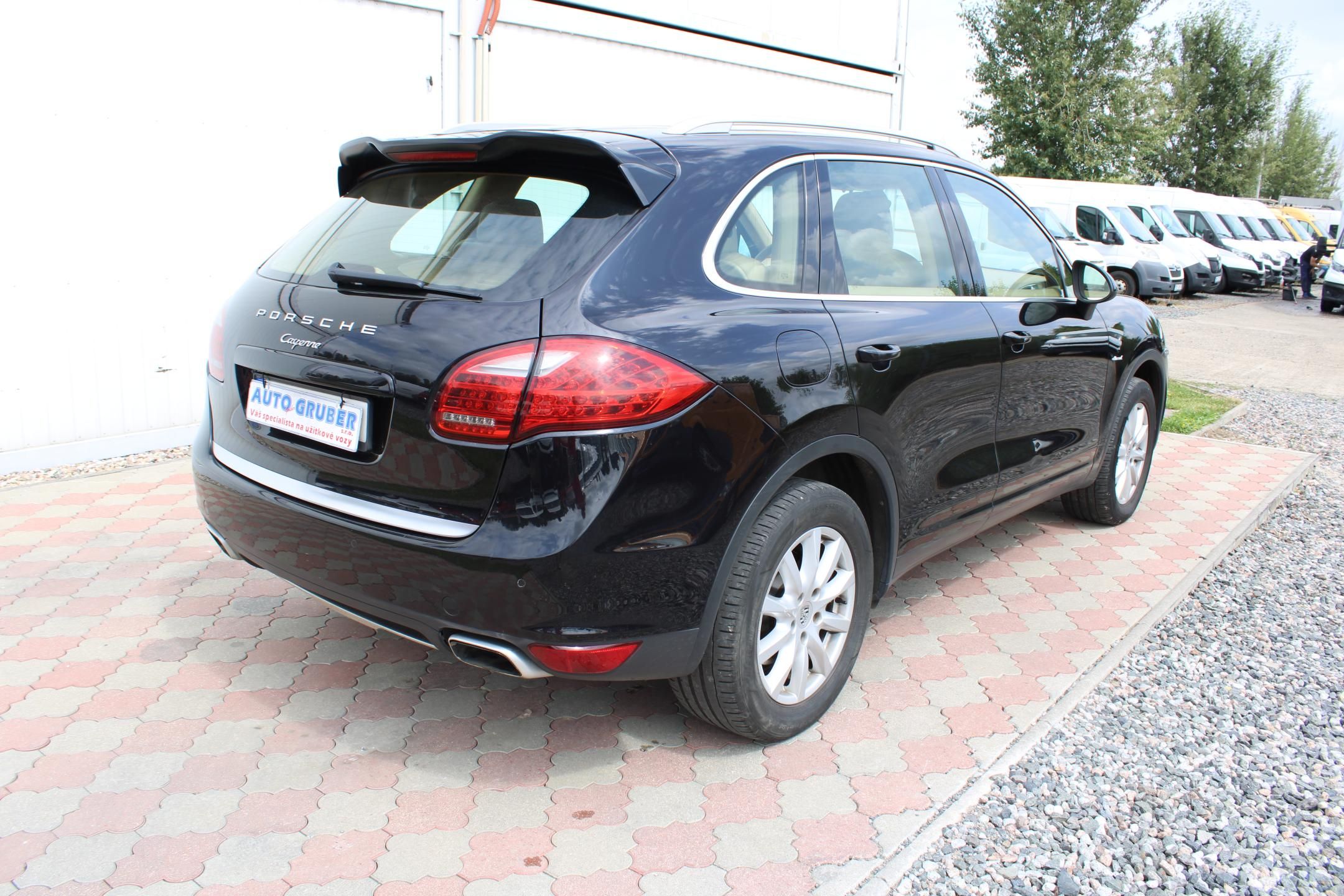 Porsche Cayenne, 3,0 TDI 4x4 Webasto N.Rozvody - fotka 4