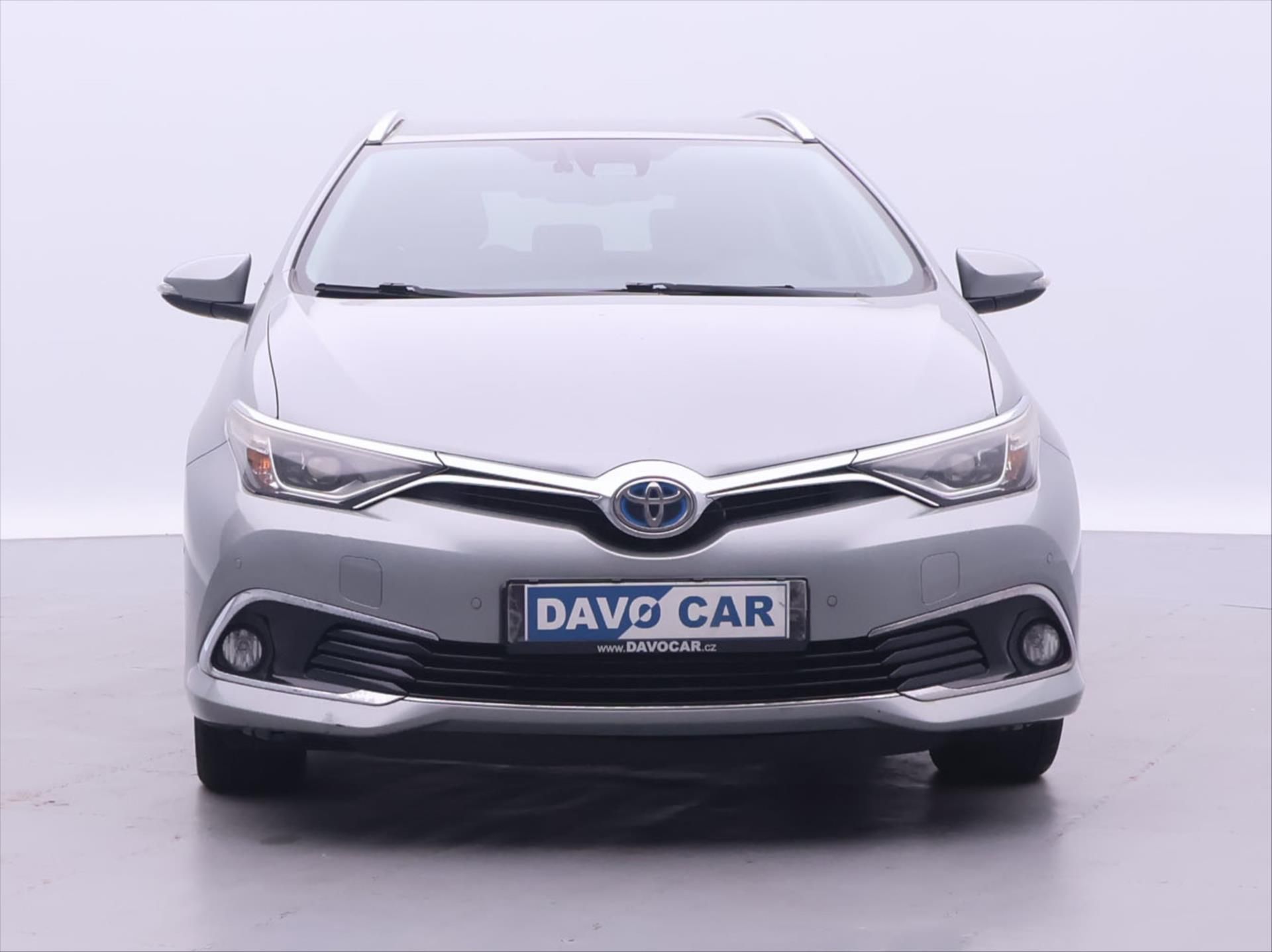 Toyota Auris, 1,8 Hybrid e-CVT Executive CZ - fotka 2