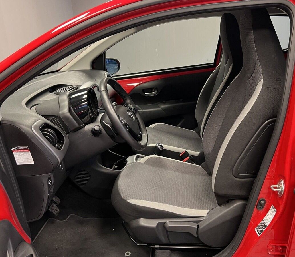 Toyota Aygo, 1,0i AT X-play - fotka 6