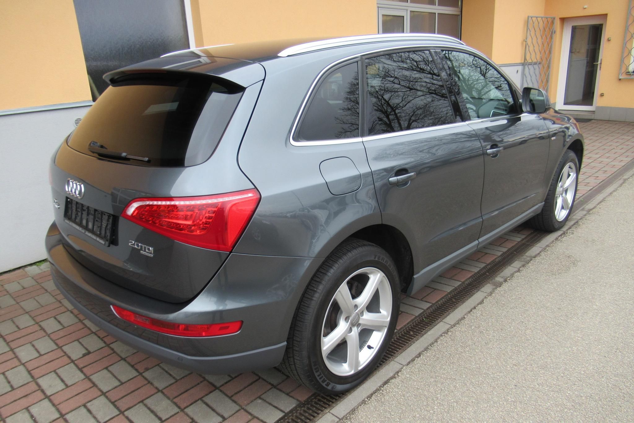 Audi Q5, 2.0 TDI S-Line QATTRO SADA KOL - fotka 2